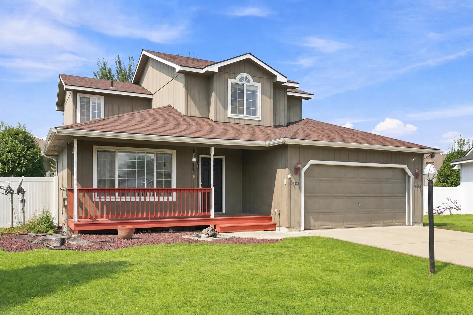 1402 E Houghton Ct - Photo 1
