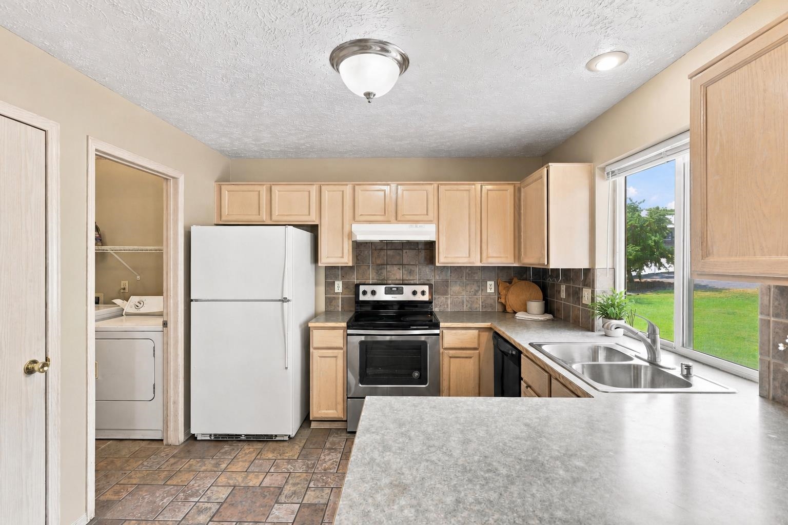 1402 E Houghton Ct - Photo 13