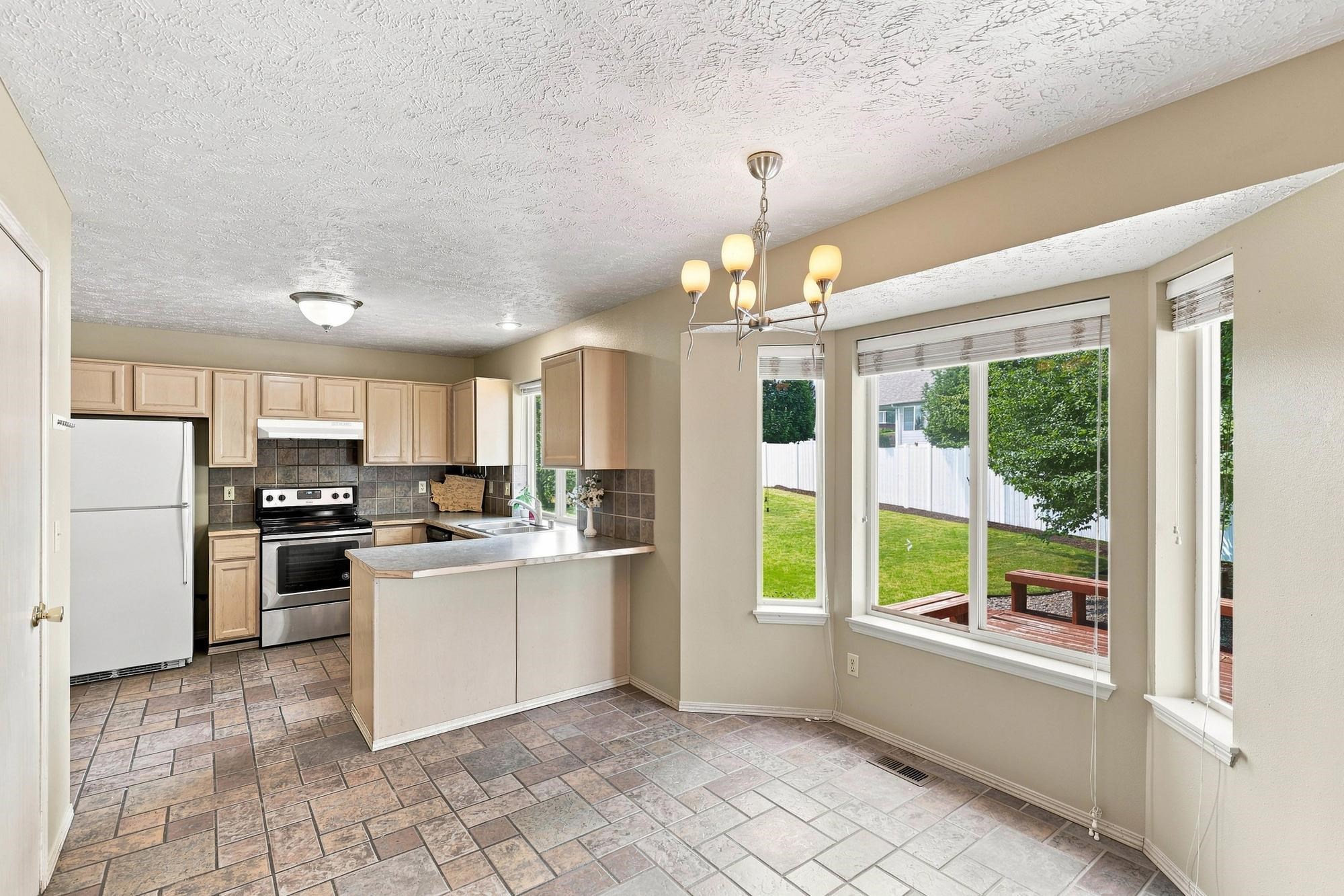 1402 E Houghton Ct - Photo 10