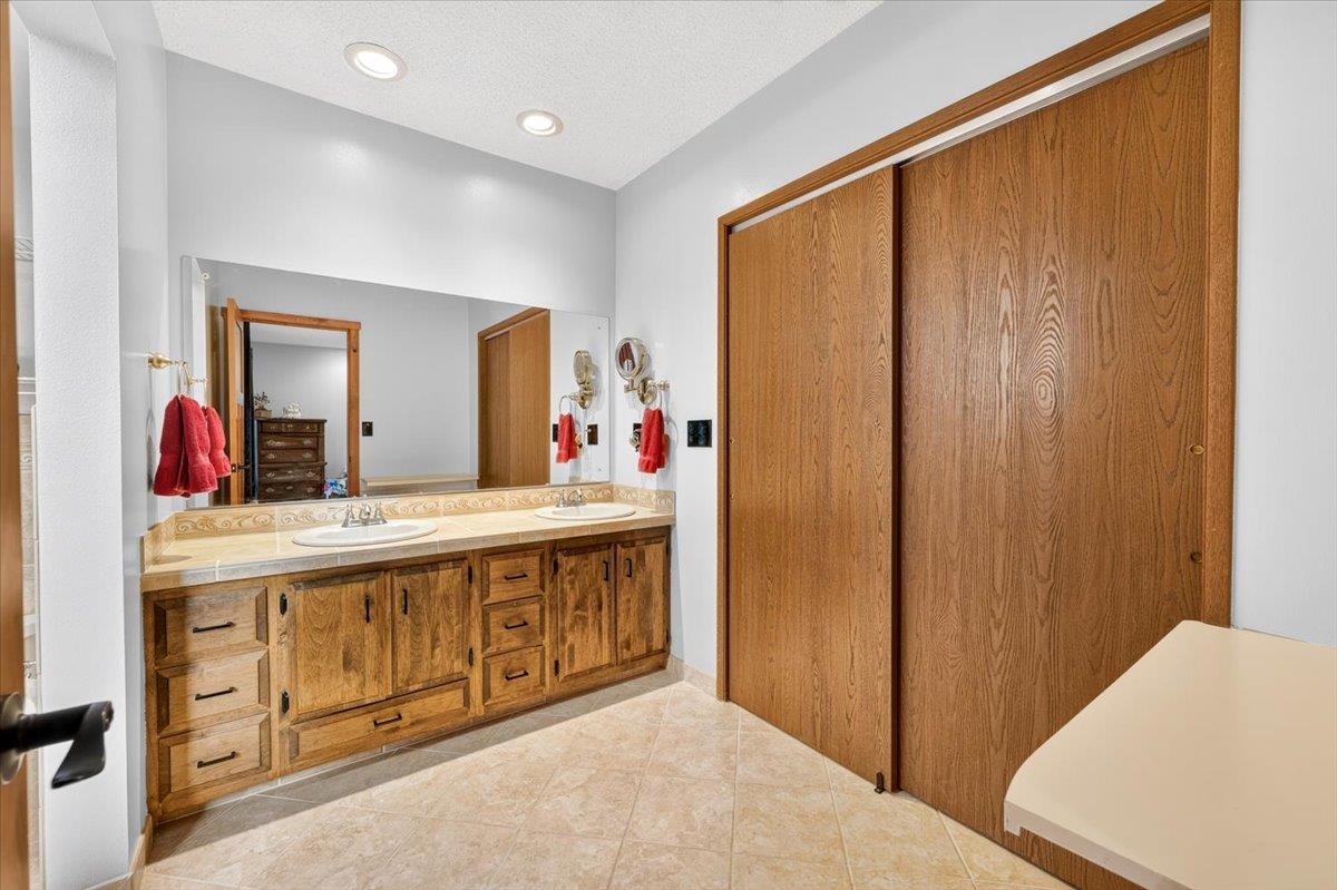 4504 E Lane Park Rd - Photo 18
