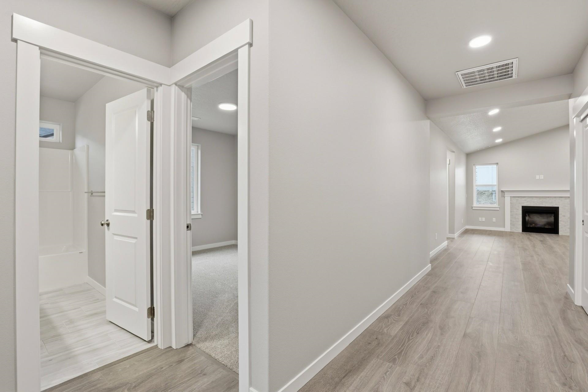 5341 N Sun Beam Ln - Photo 2
