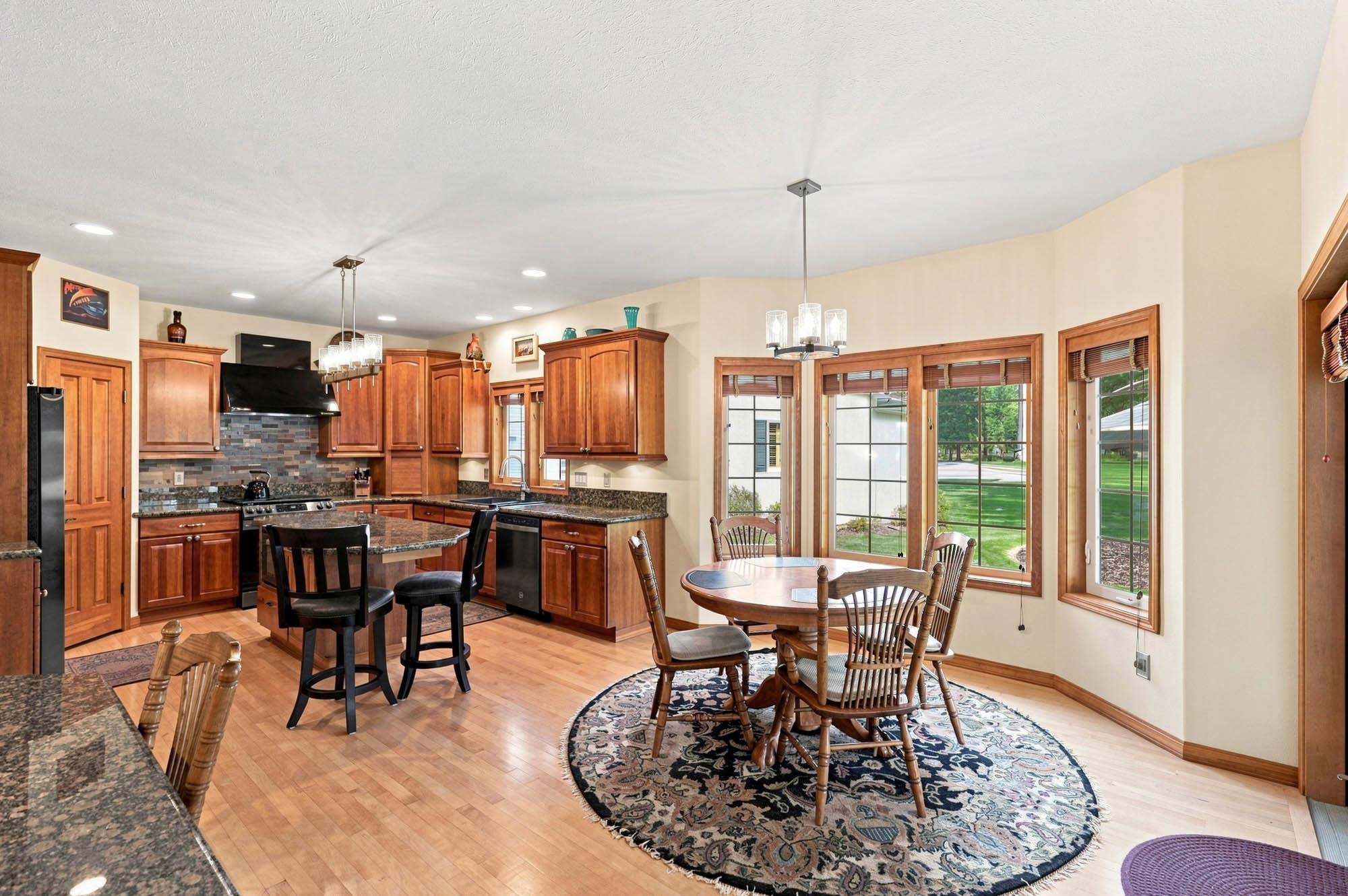 639 Palmer Ln - Photo 9