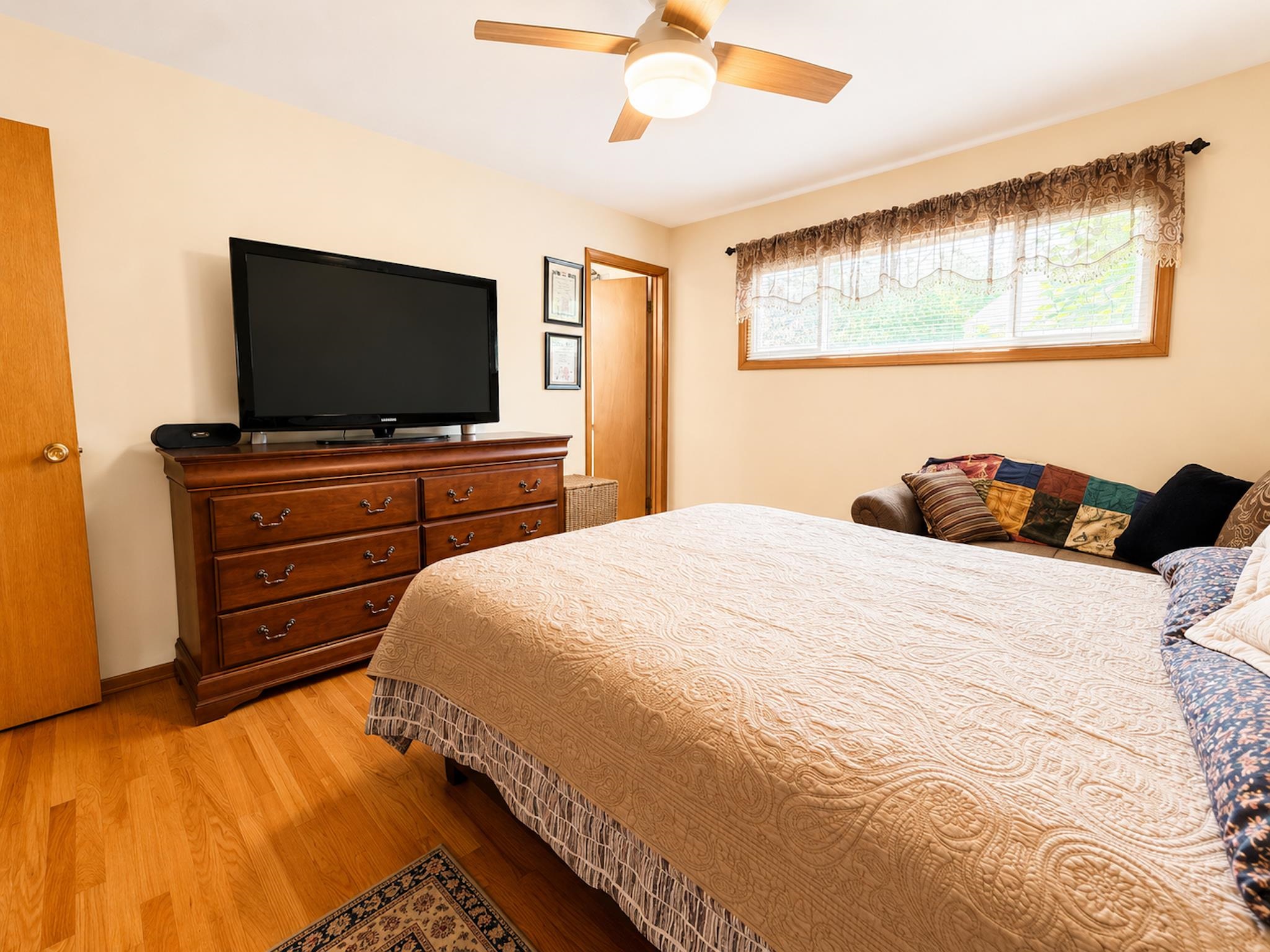 2833 W Lyons Ave - Photo 18