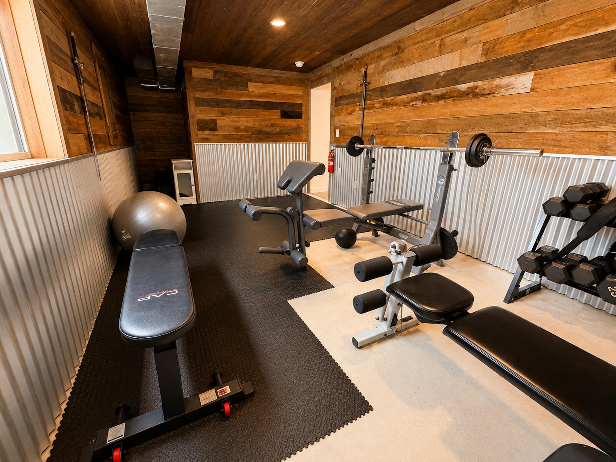 2833 W Lyons Ave - Photo 36