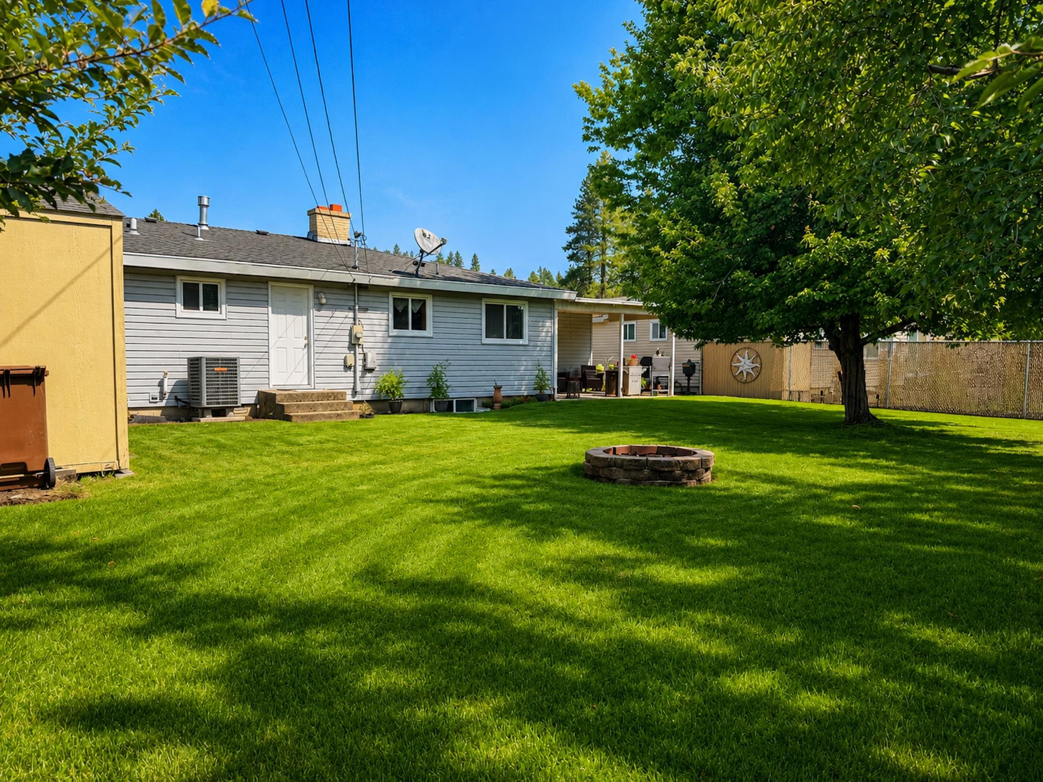 2833 W Lyons Ave - Photo 45