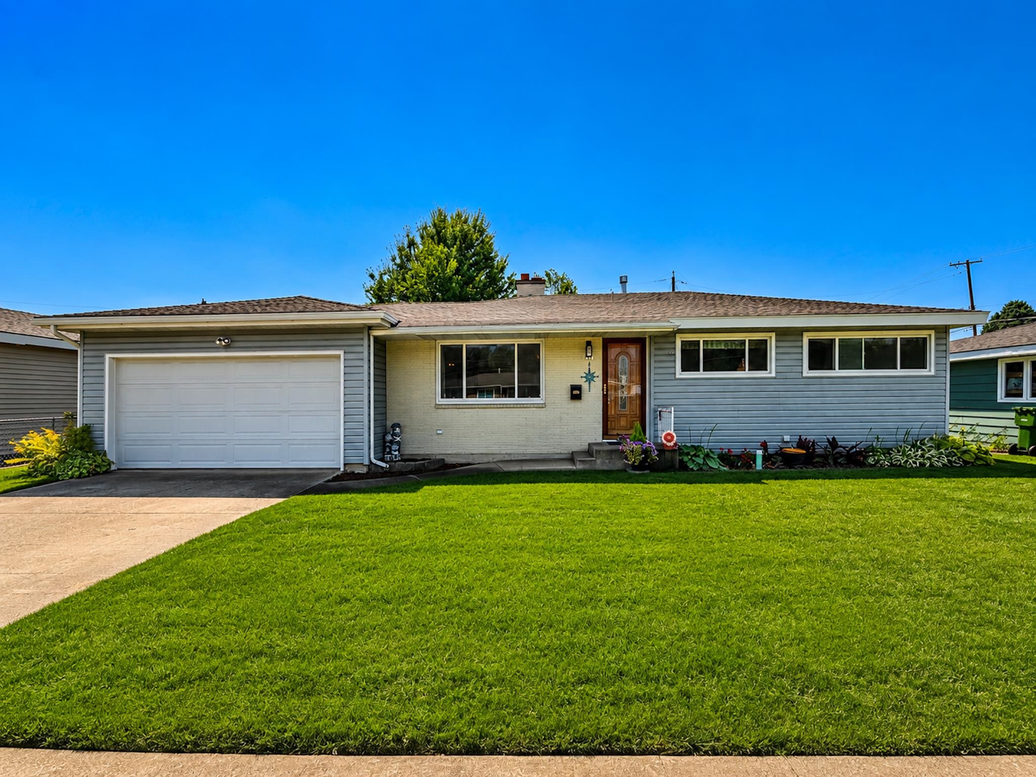 2833 W Lyons Ave - Photo 41