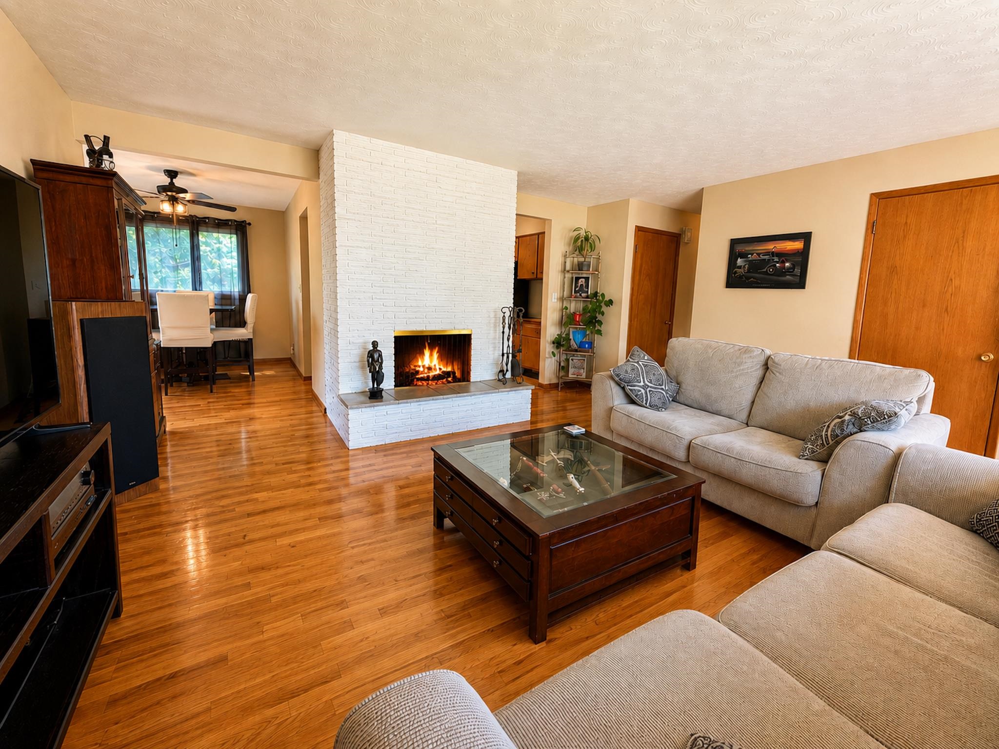 2833 W Lyons Ave - Photo 9