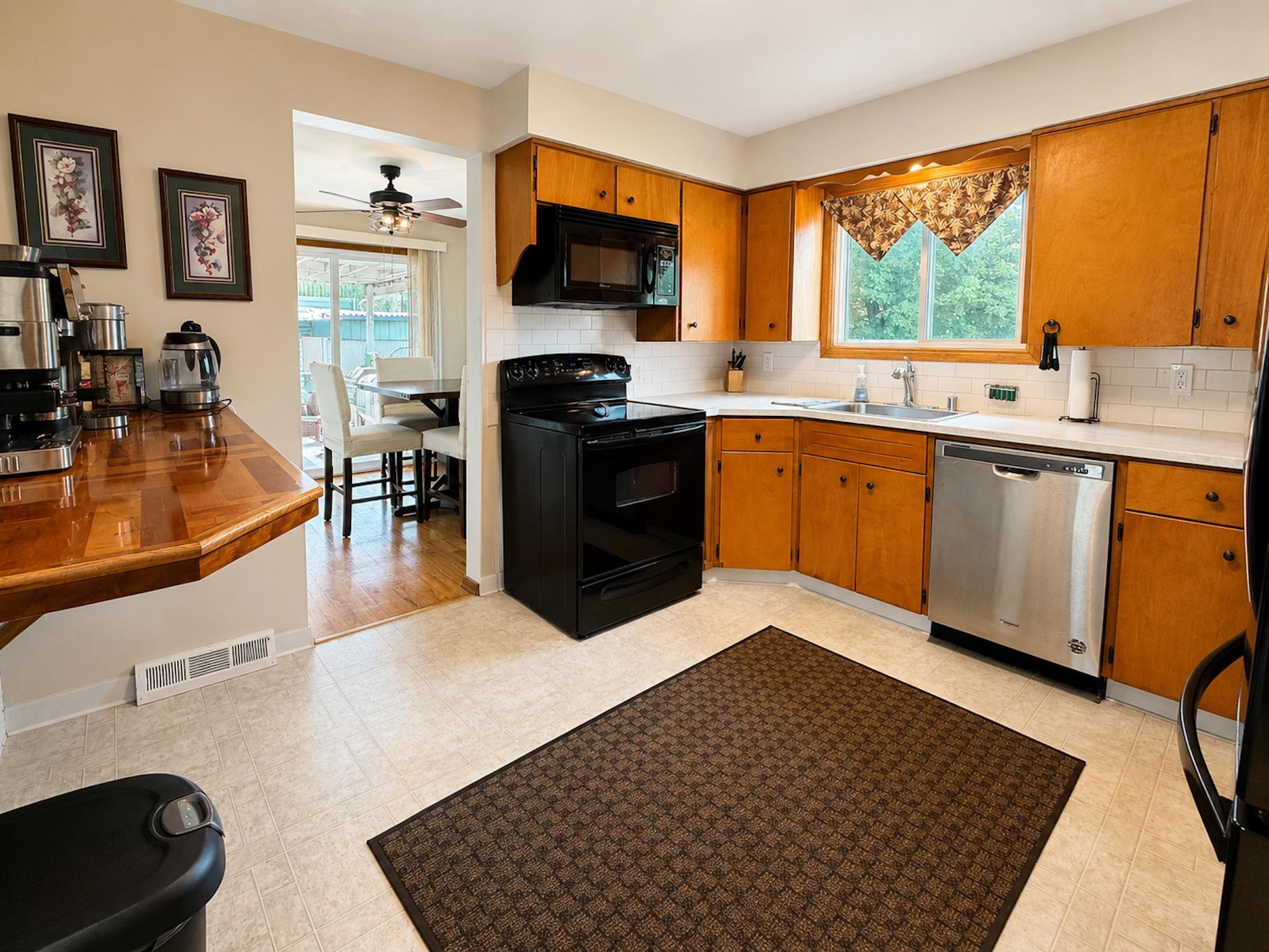 2833 W Lyons Ave - Photo 14