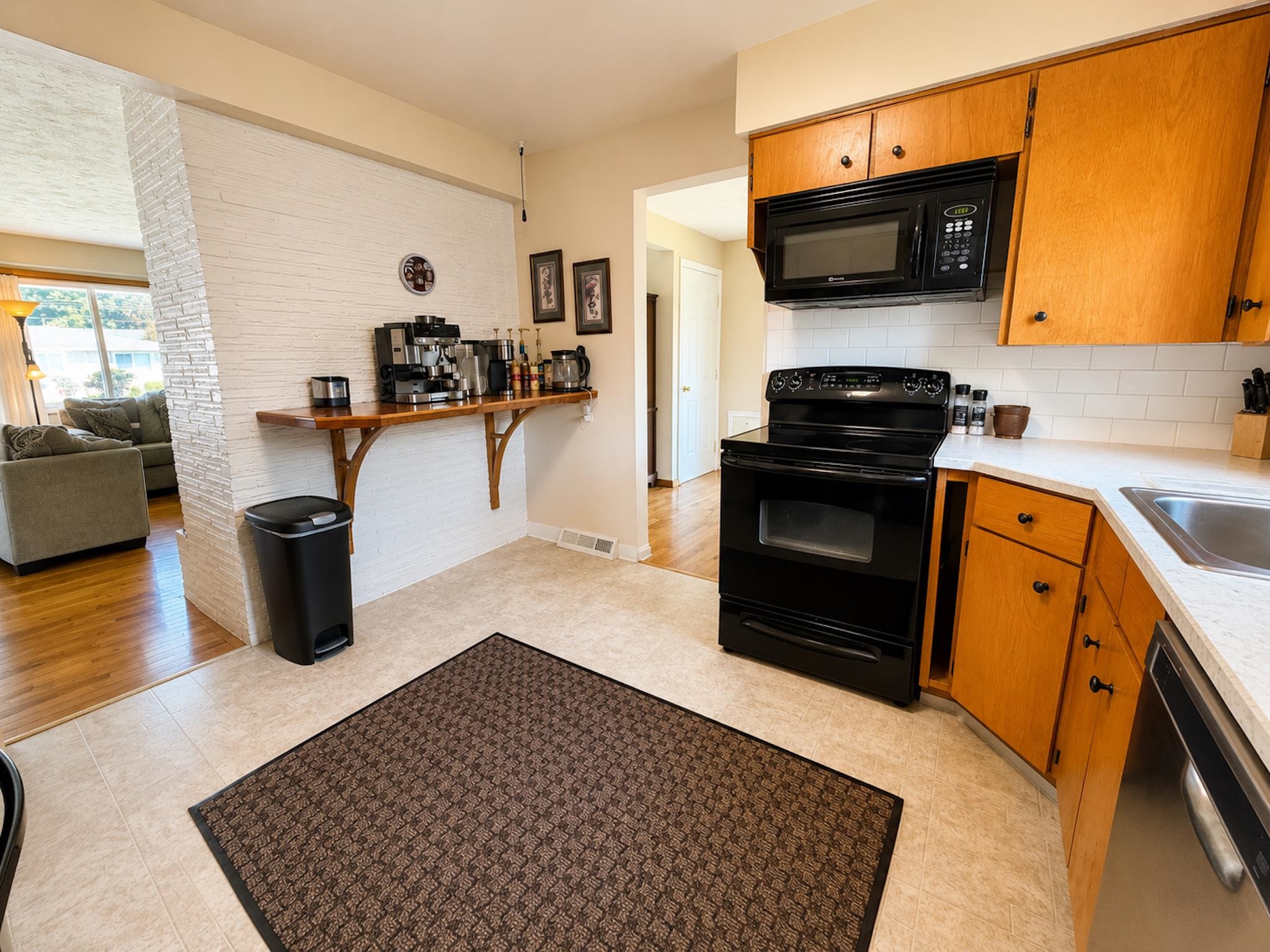 2833 W Lyons Ave - Photo 15