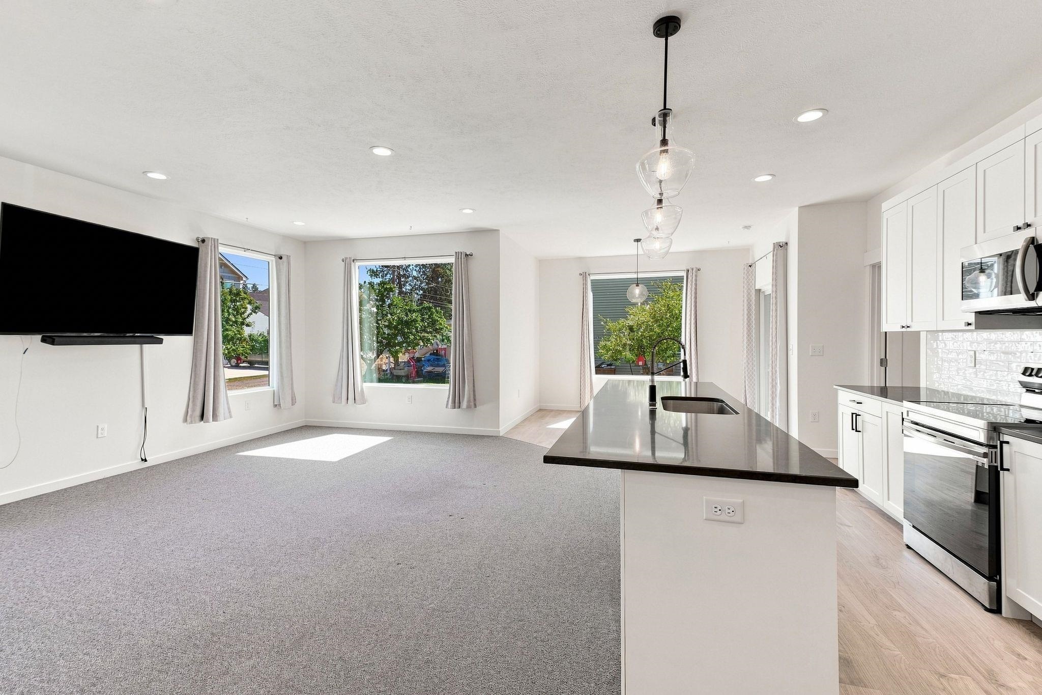 121 W Idaho St - Photo 6