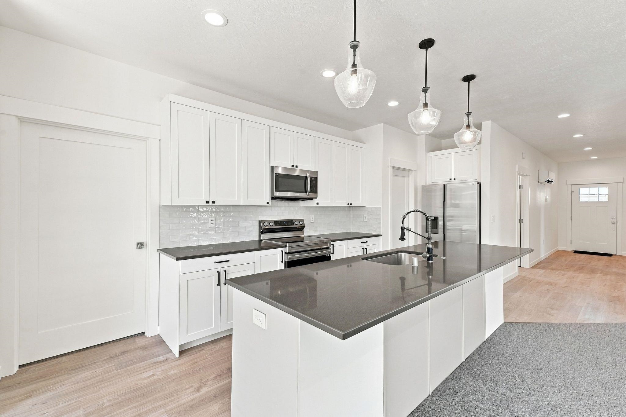 121 W Idaho St - Photo 11