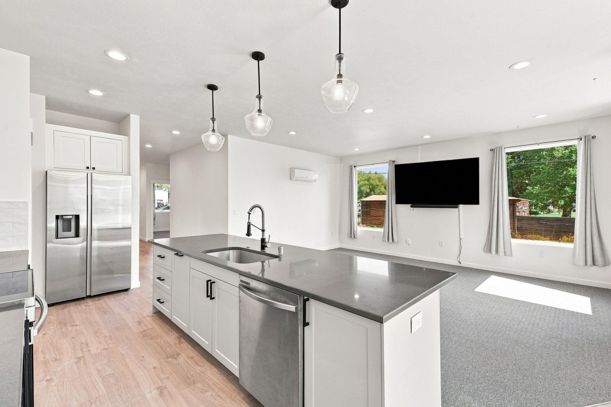 121 W Idaho St - Photo 12