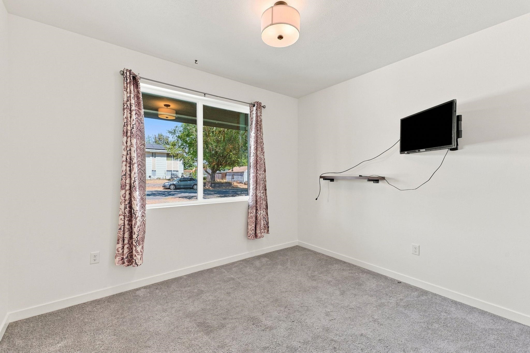 121 W Idaho St - Photo 23