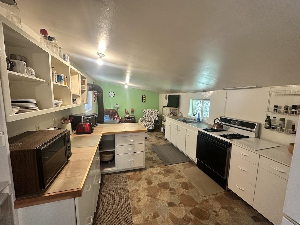 30762 N Leclerc Rd - Photo 4