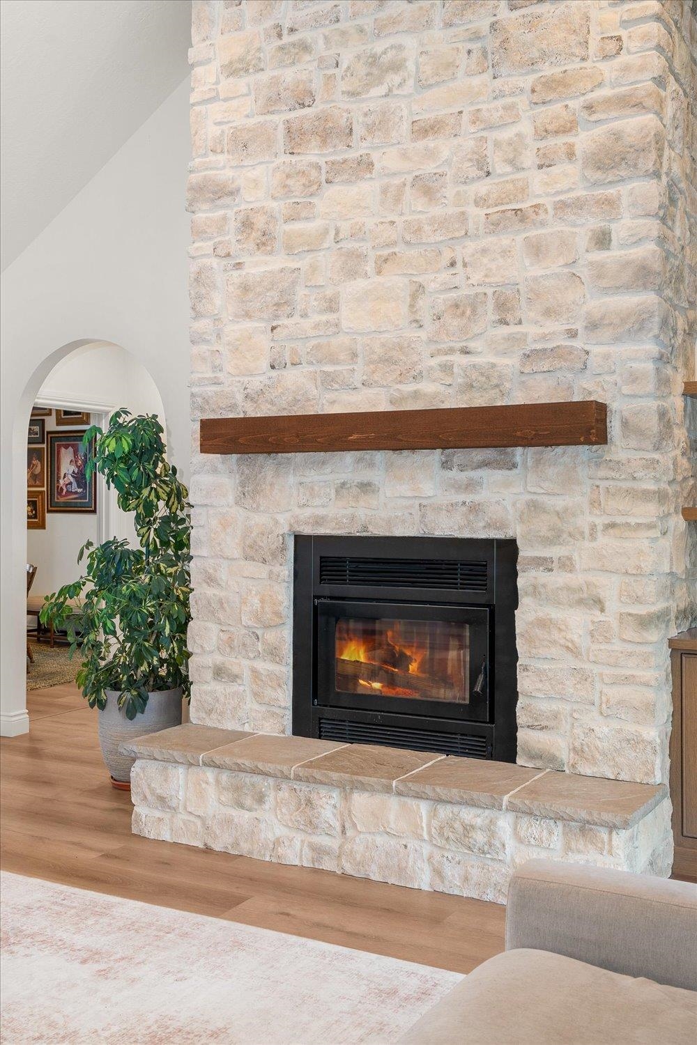 23070 W McFarlane Rd - Photo 6
