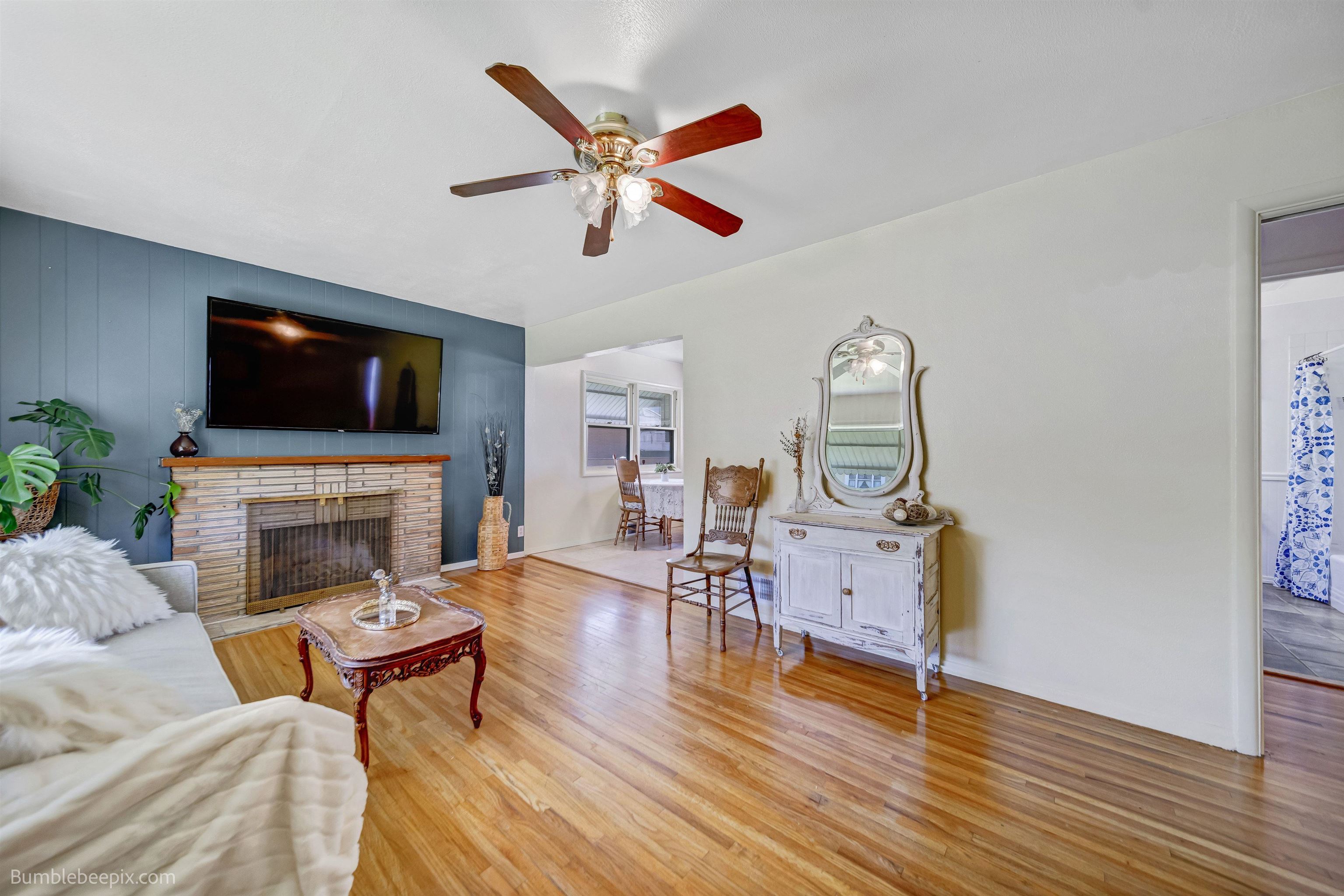 1024 W Cleveland Ave - Photo 3