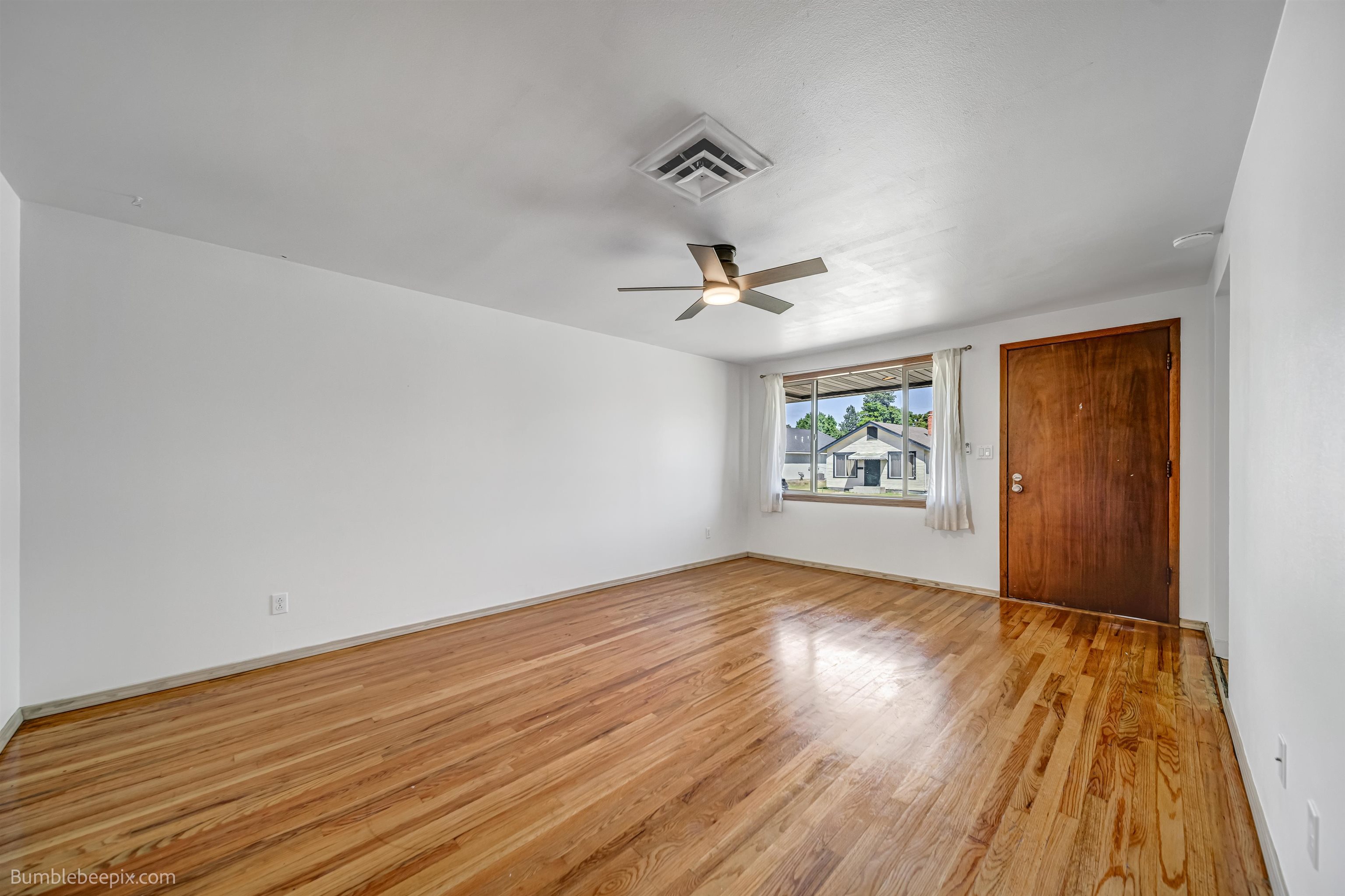 4703 N Stevens St - Photo 10