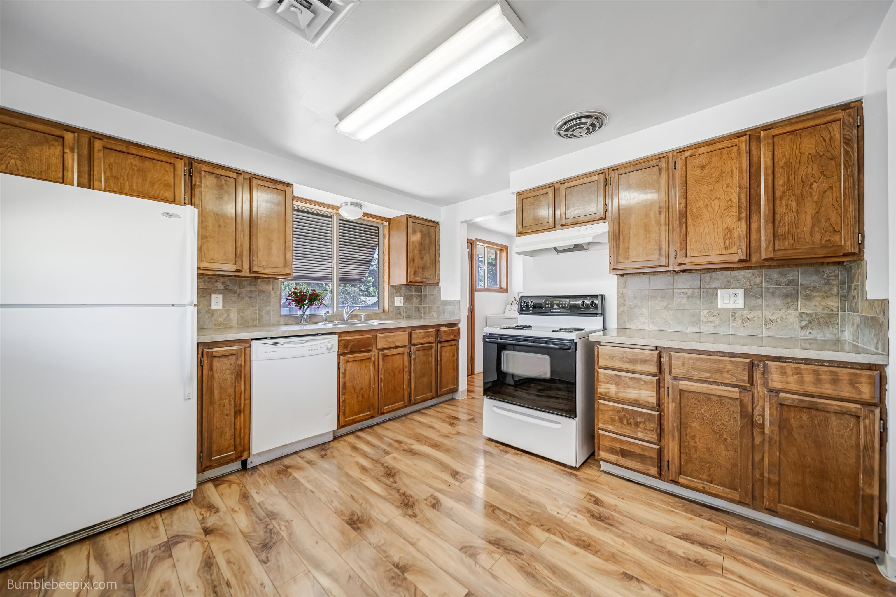 4703 N Stevens St - Photo 12