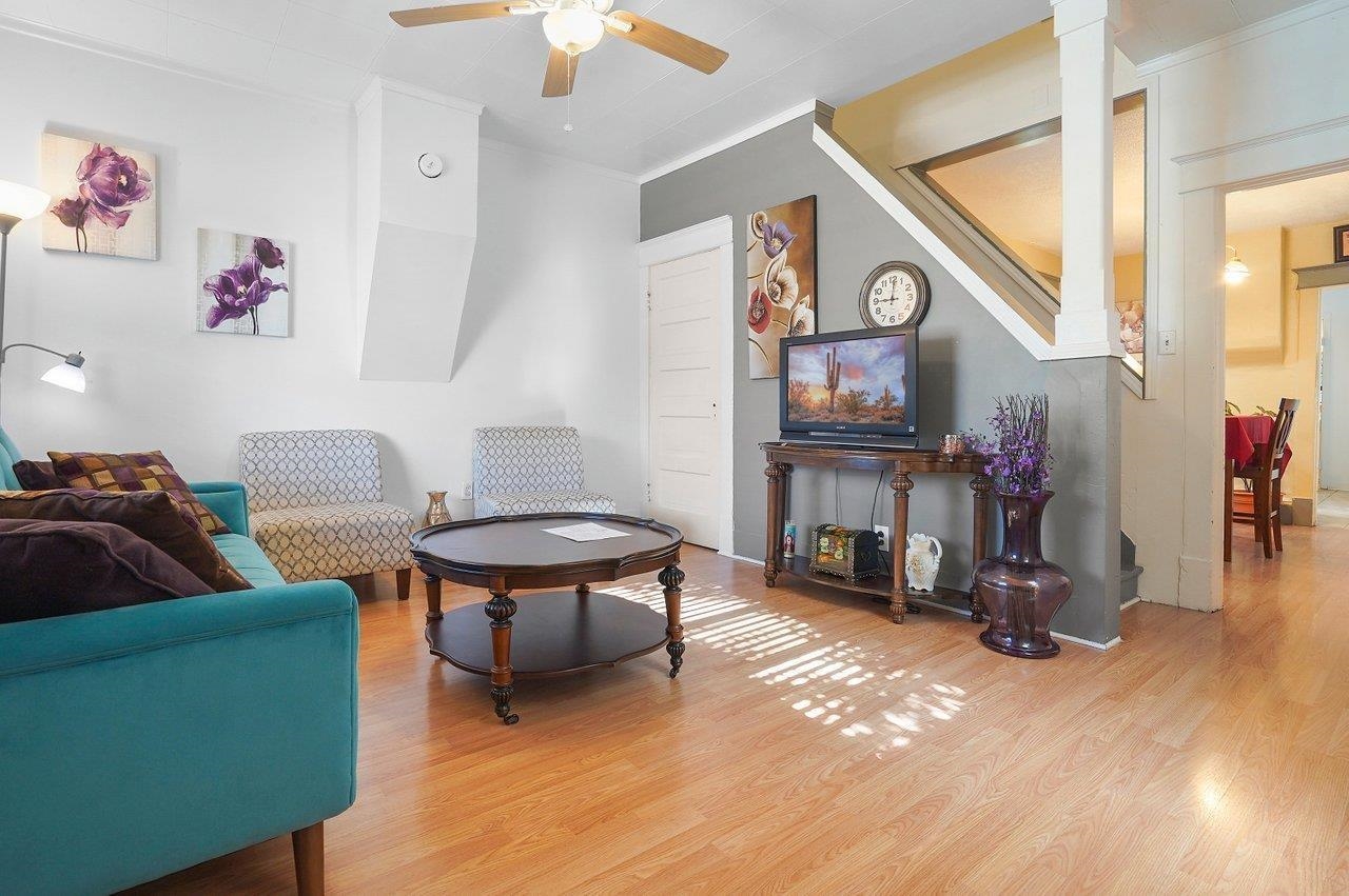 2815 E Queen Ave - Photo 3