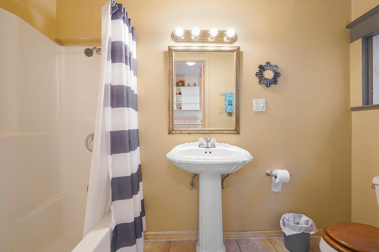 2815 E Queen Ave - Photo 8