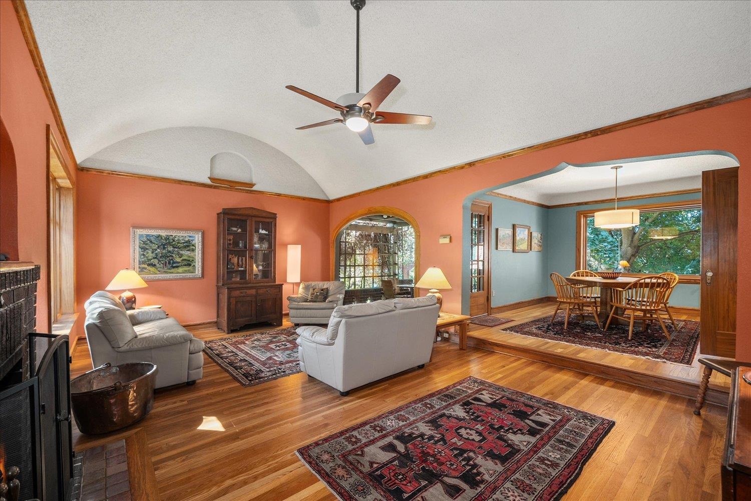 1421 E 18th Ave - Photo 10