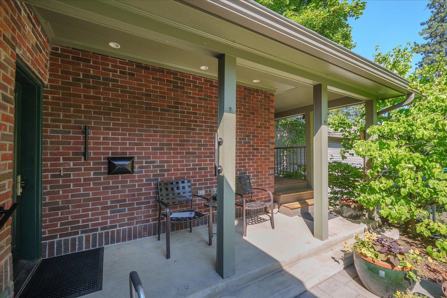 1421 E 18th Ave - Photo 30