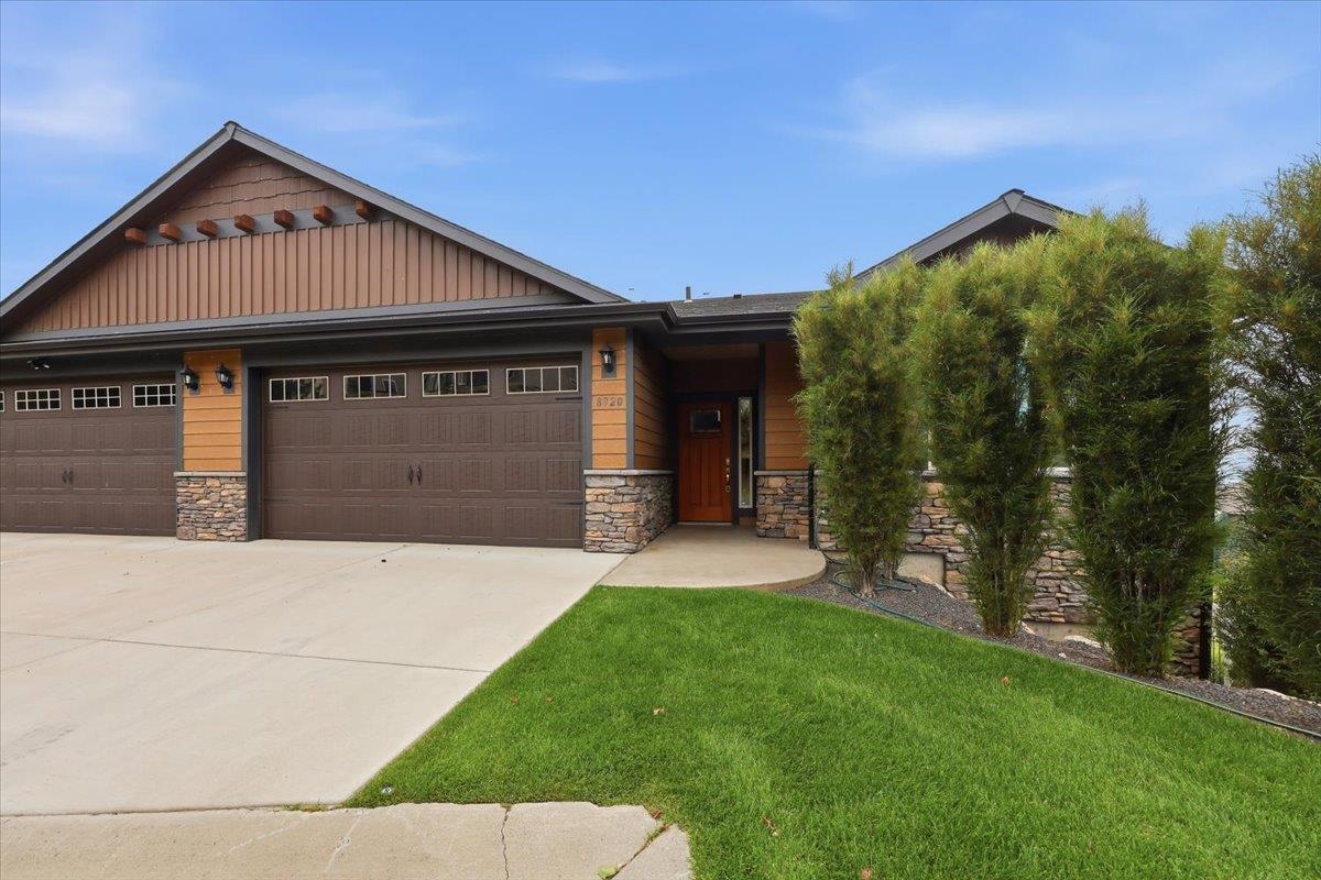 8920 E Woodside Ln - Photo 3