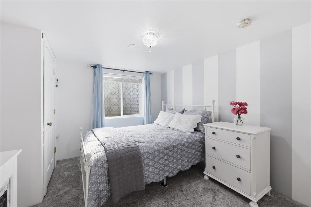 2727 W Hoffman Ave - Photo 21
