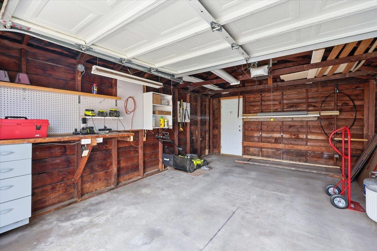 2727 W Hoffman Ave - Photo 27