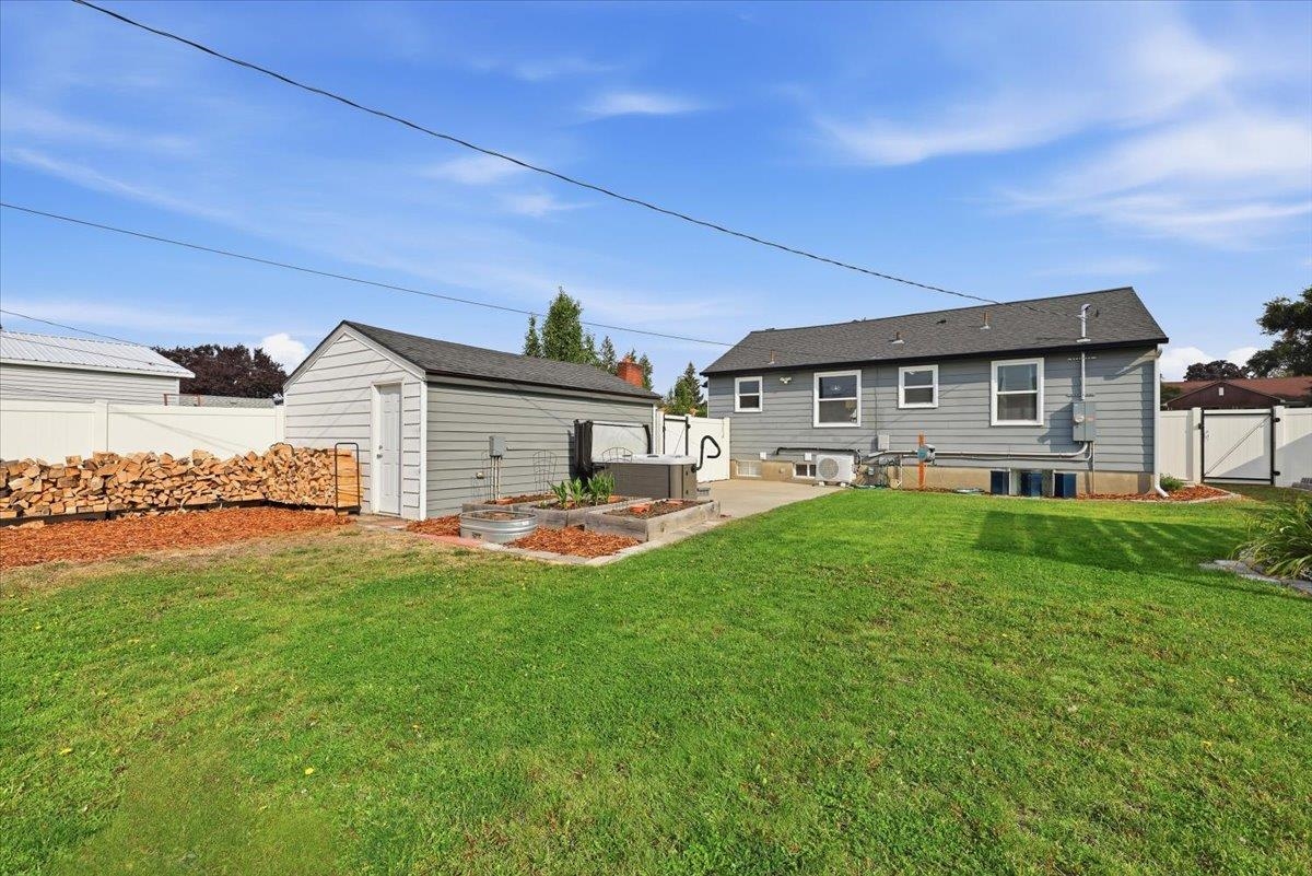 2727 W Hoffman Ave - Photo 33