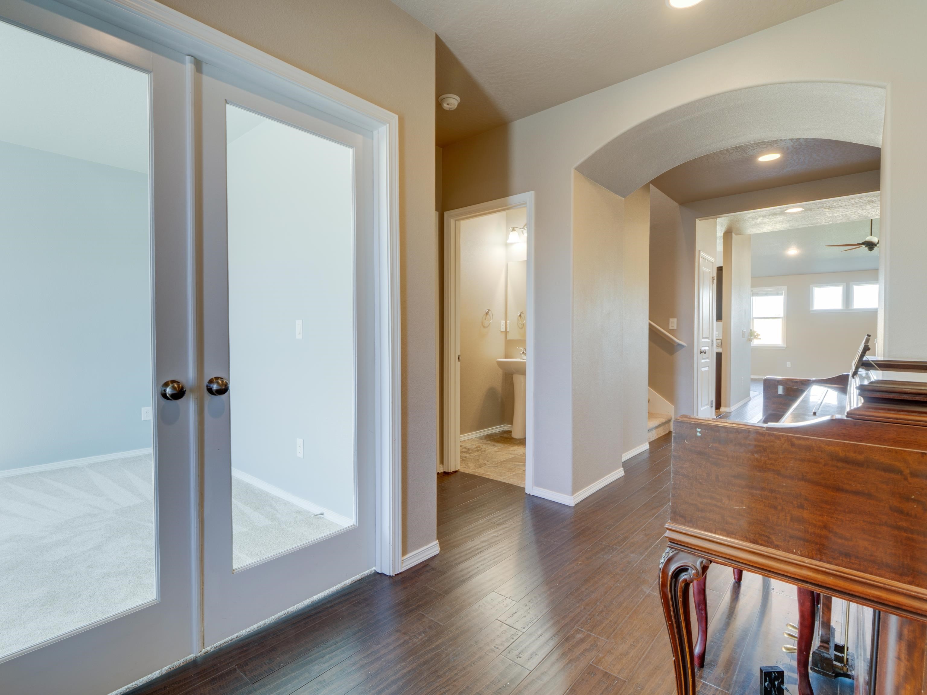 671 Condor Dr - Photo 4