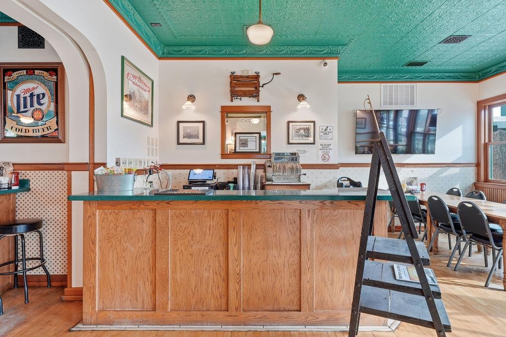 324 4th St - Photo 12