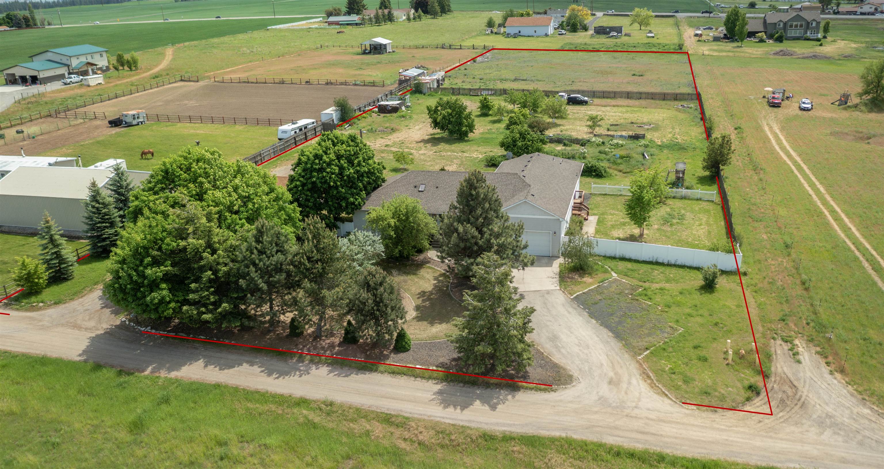 10206 E Tate Rd - Photo 3