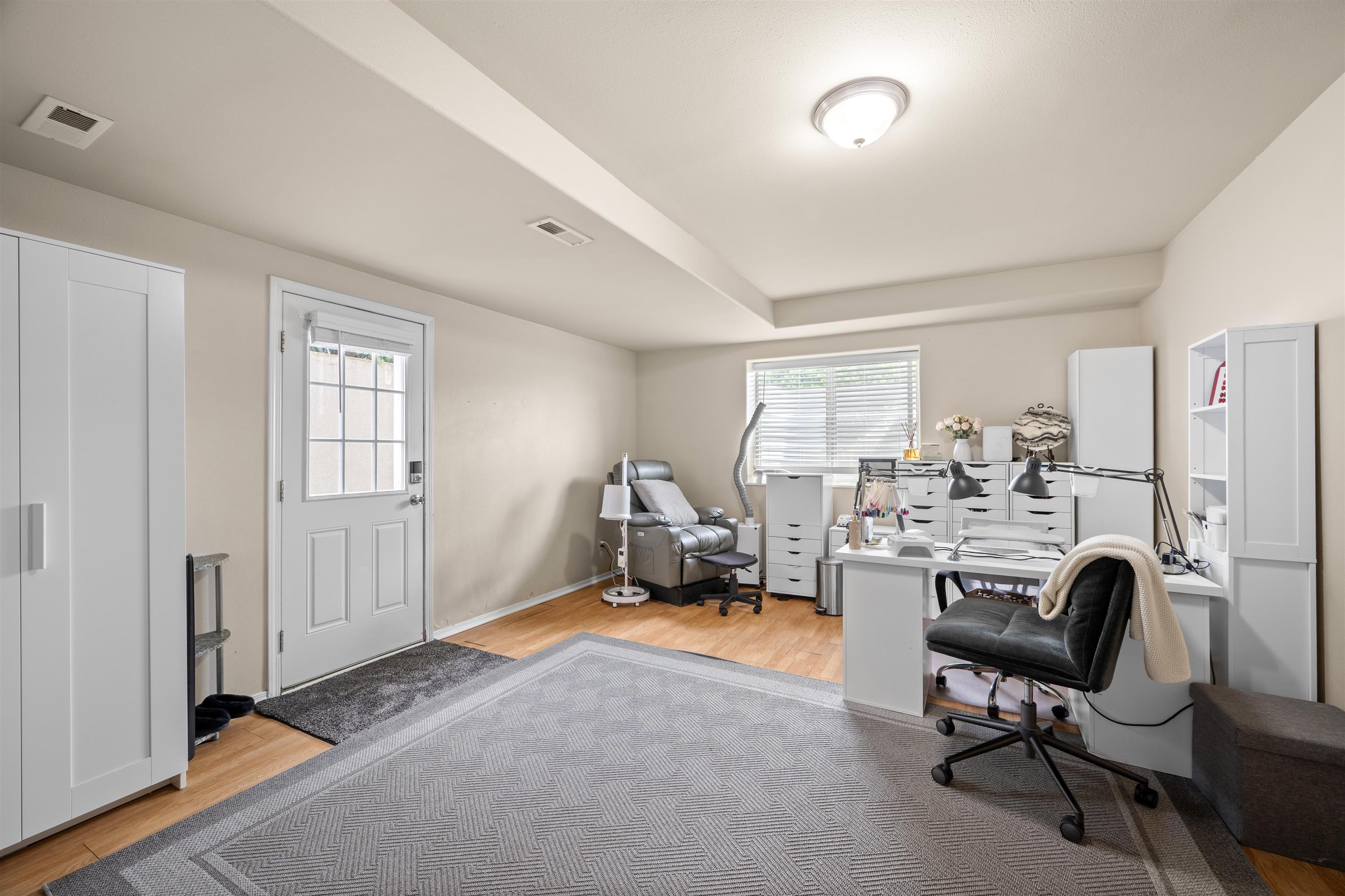 10206 E Tate Rd - Photo 47