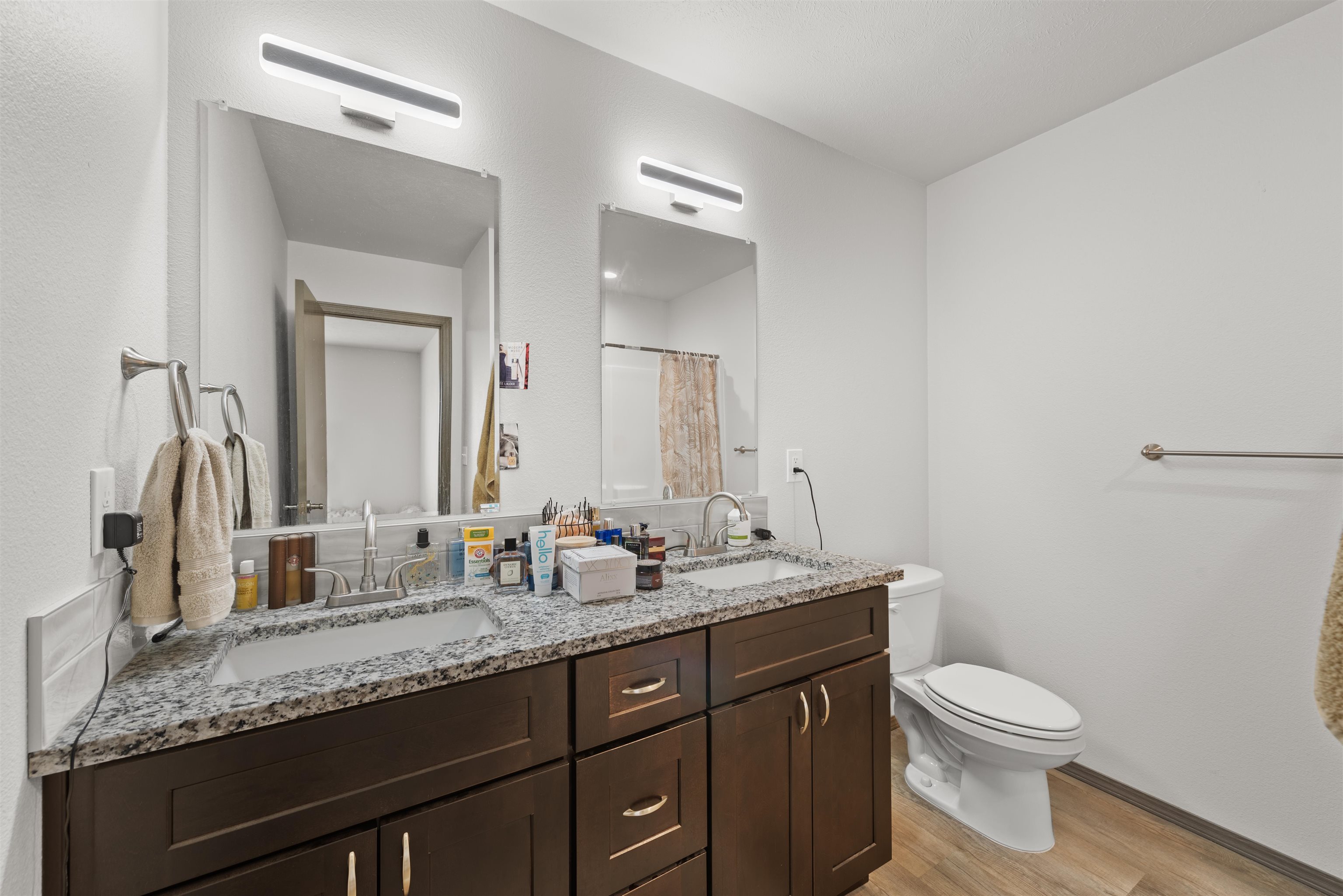 419 E E St - Photo 20