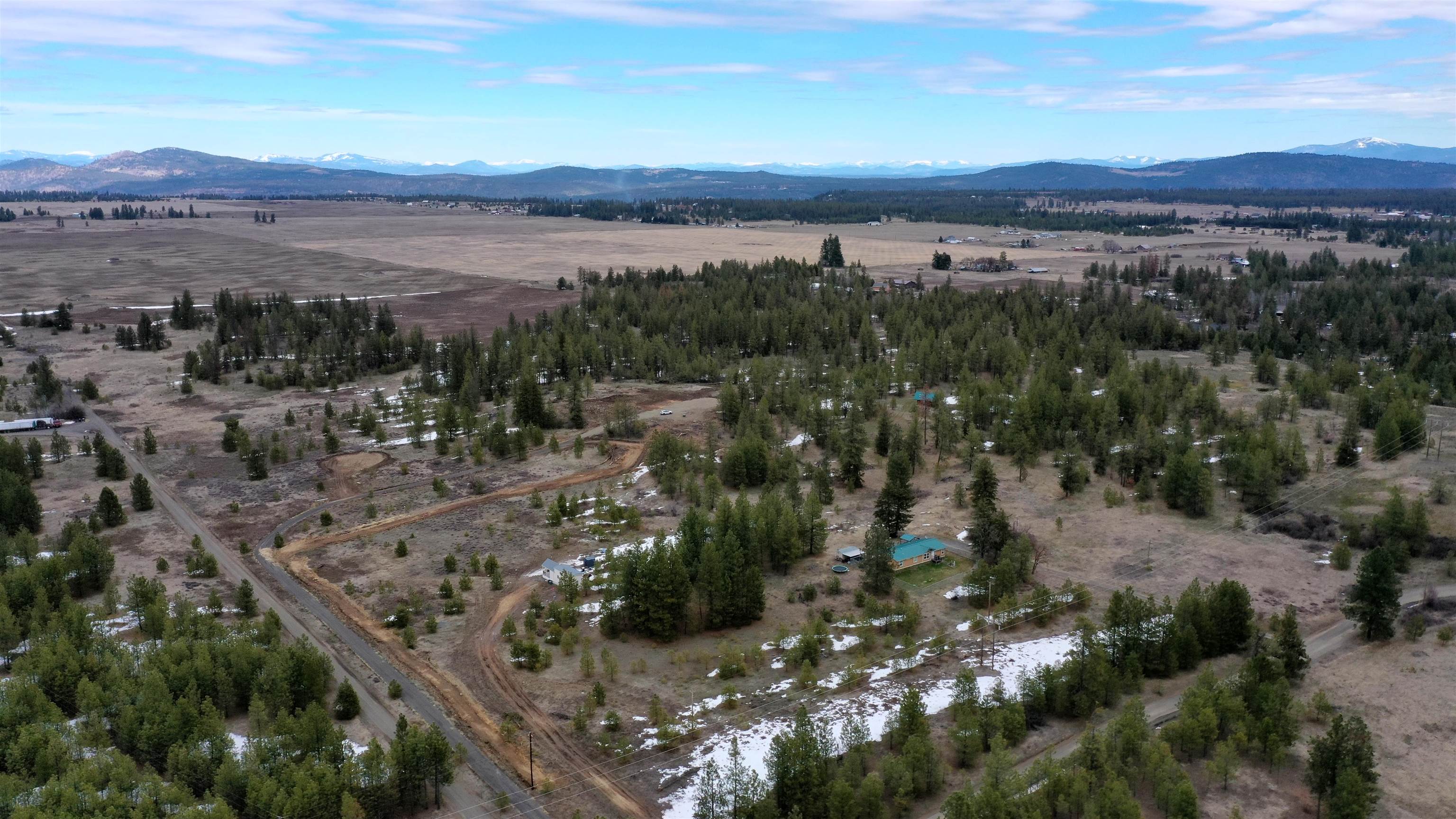 18324 W Burnett Rd - Photo 1