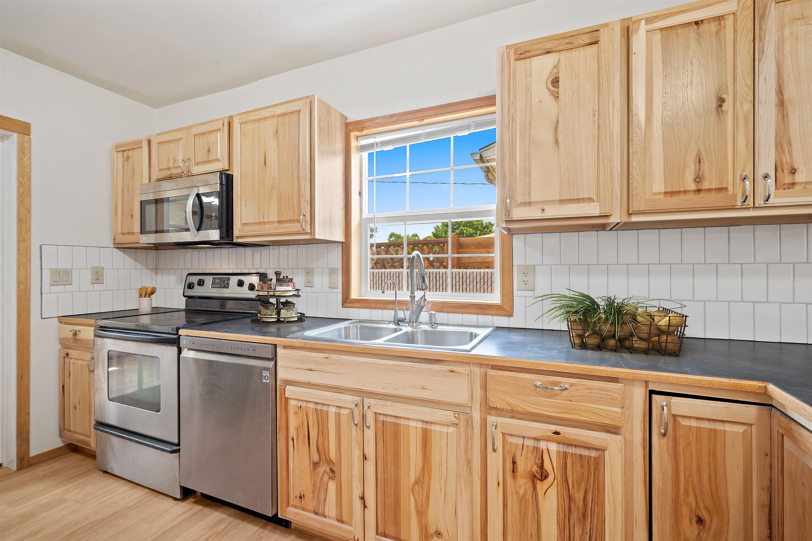 1742 E Sanson Ave - Photo 14
