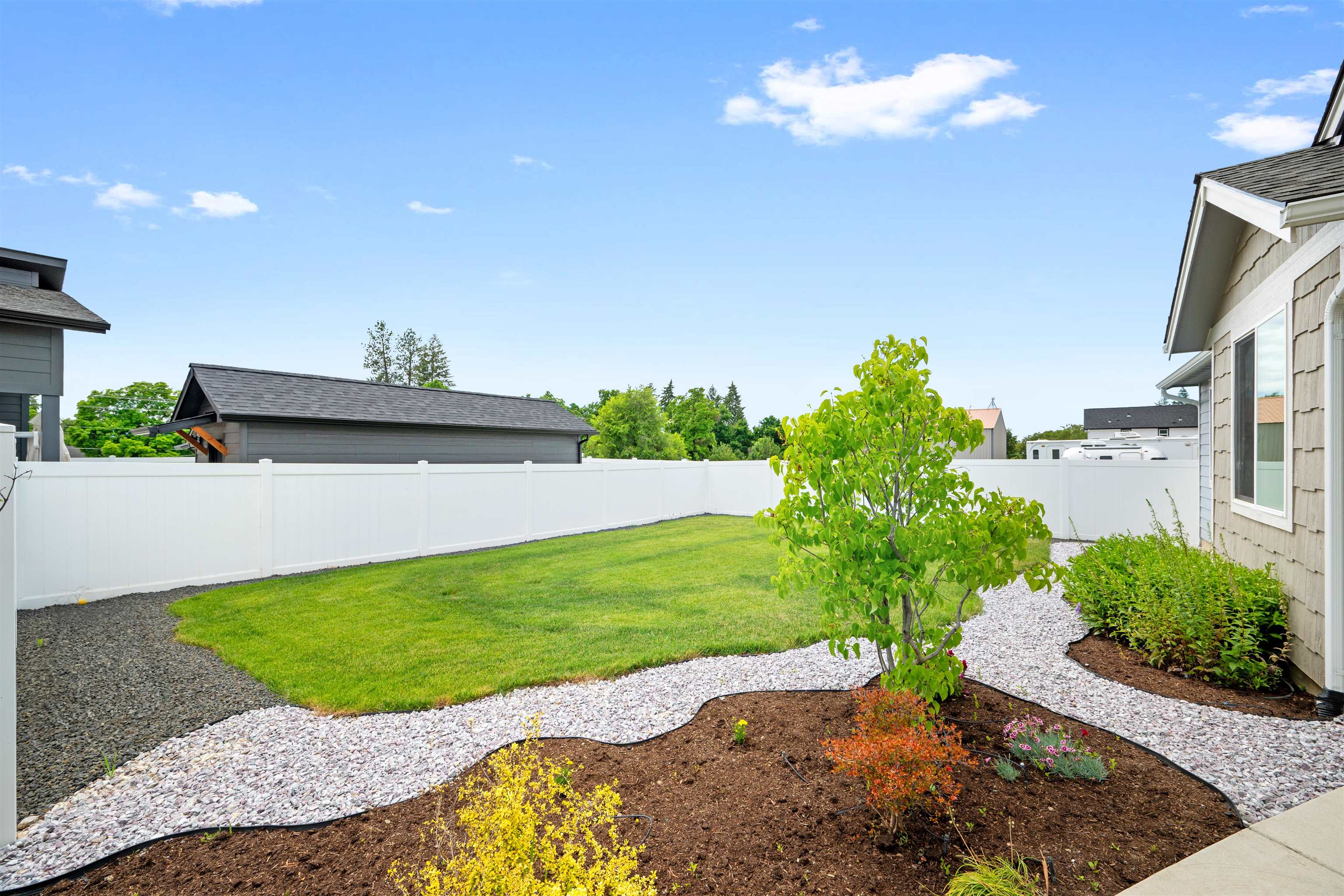 423 N Union Ln - Photo 3