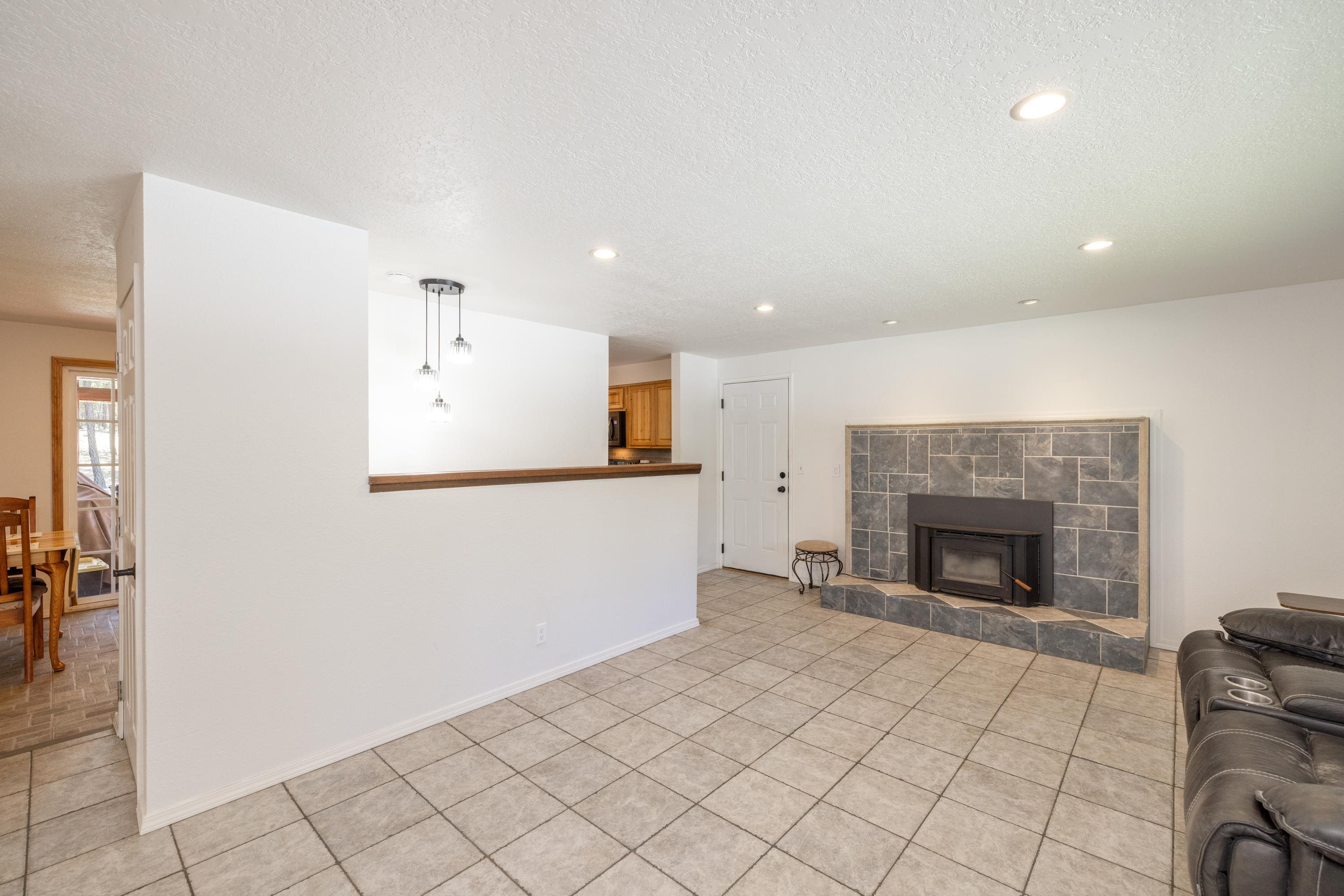 27615 W Long Lake Rd - Photo 4