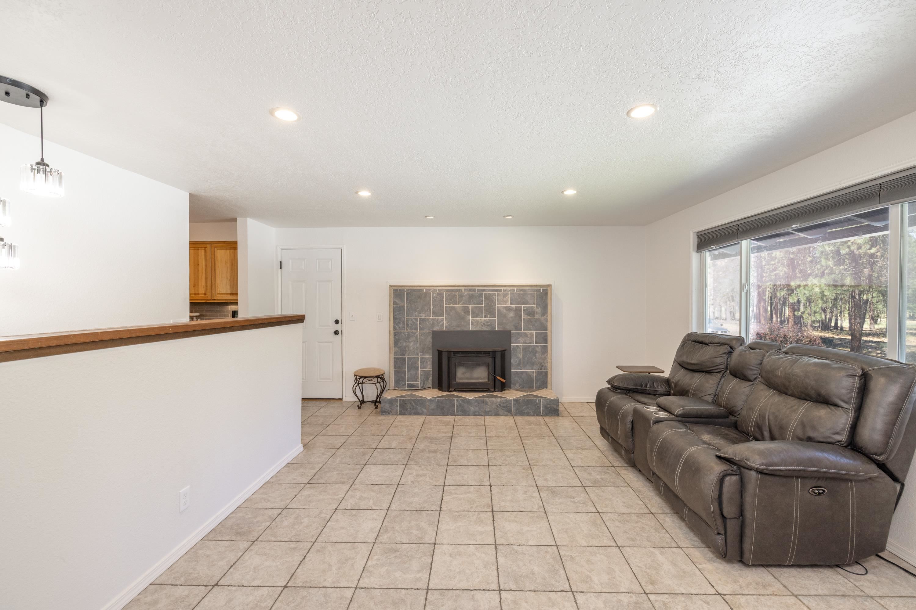 27615 W Long Lake Rd - Photo 5
