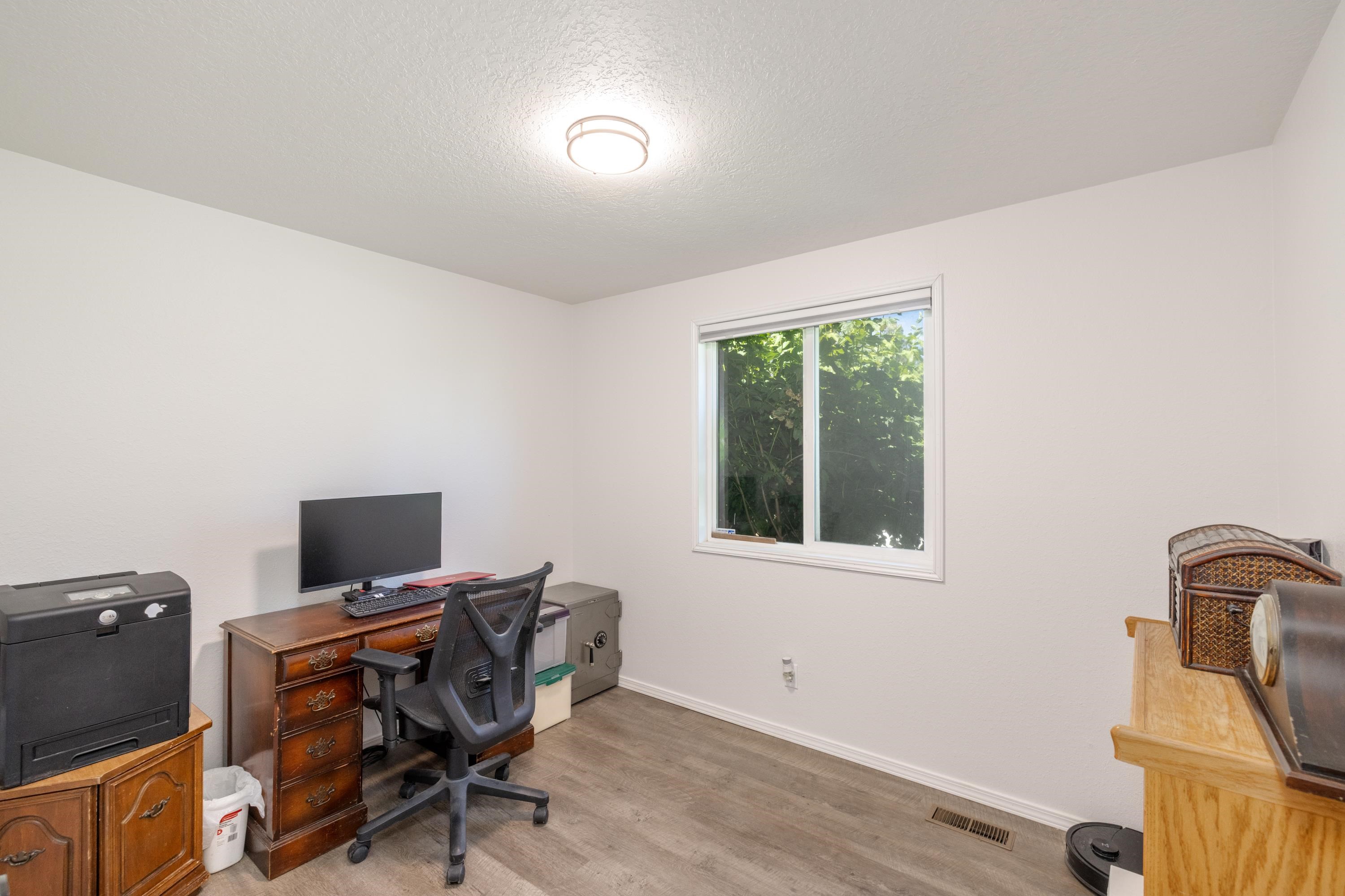 27615 W Long Lake Rd - Photo 14