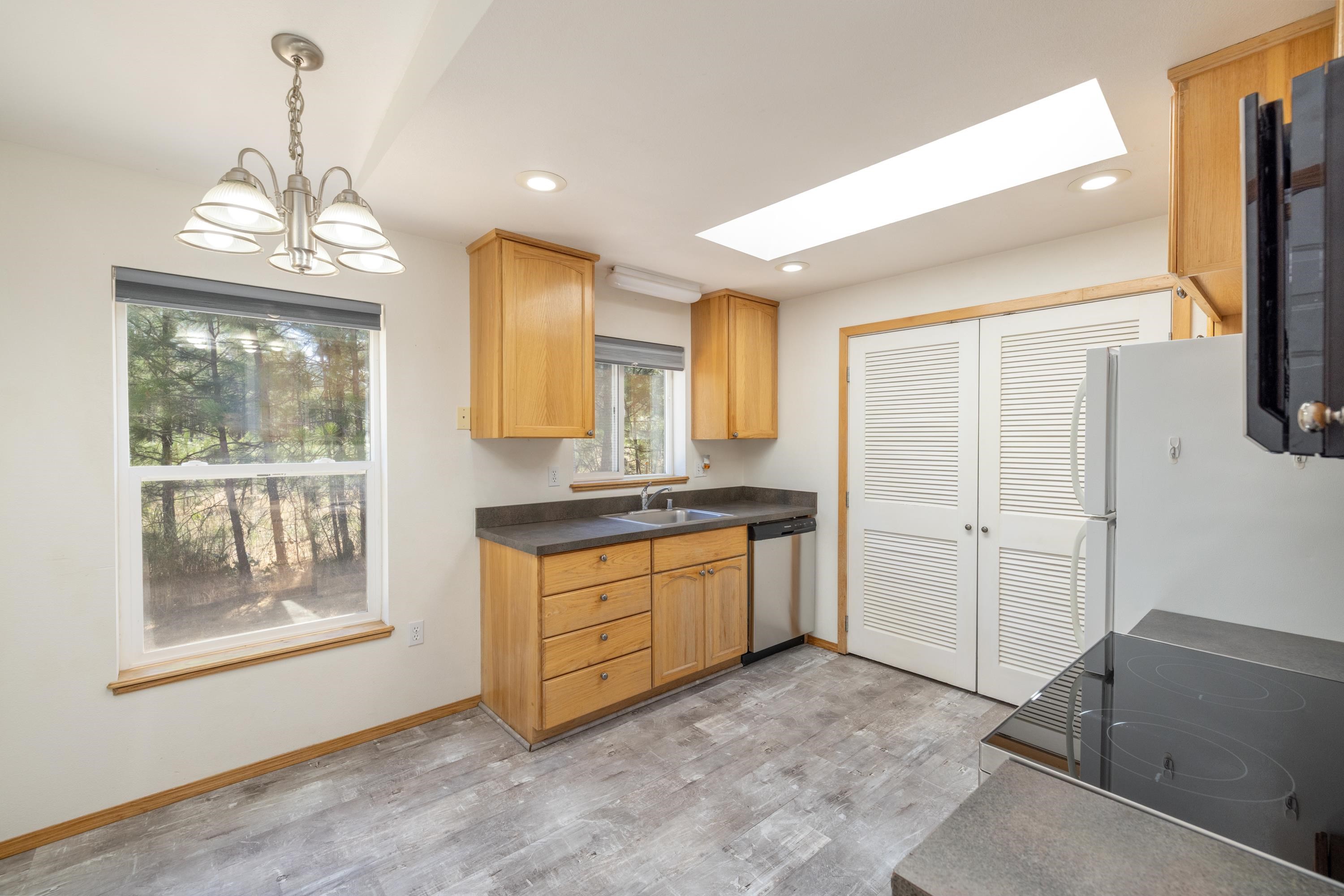27615 W Long Lake Rd - Photo 21
