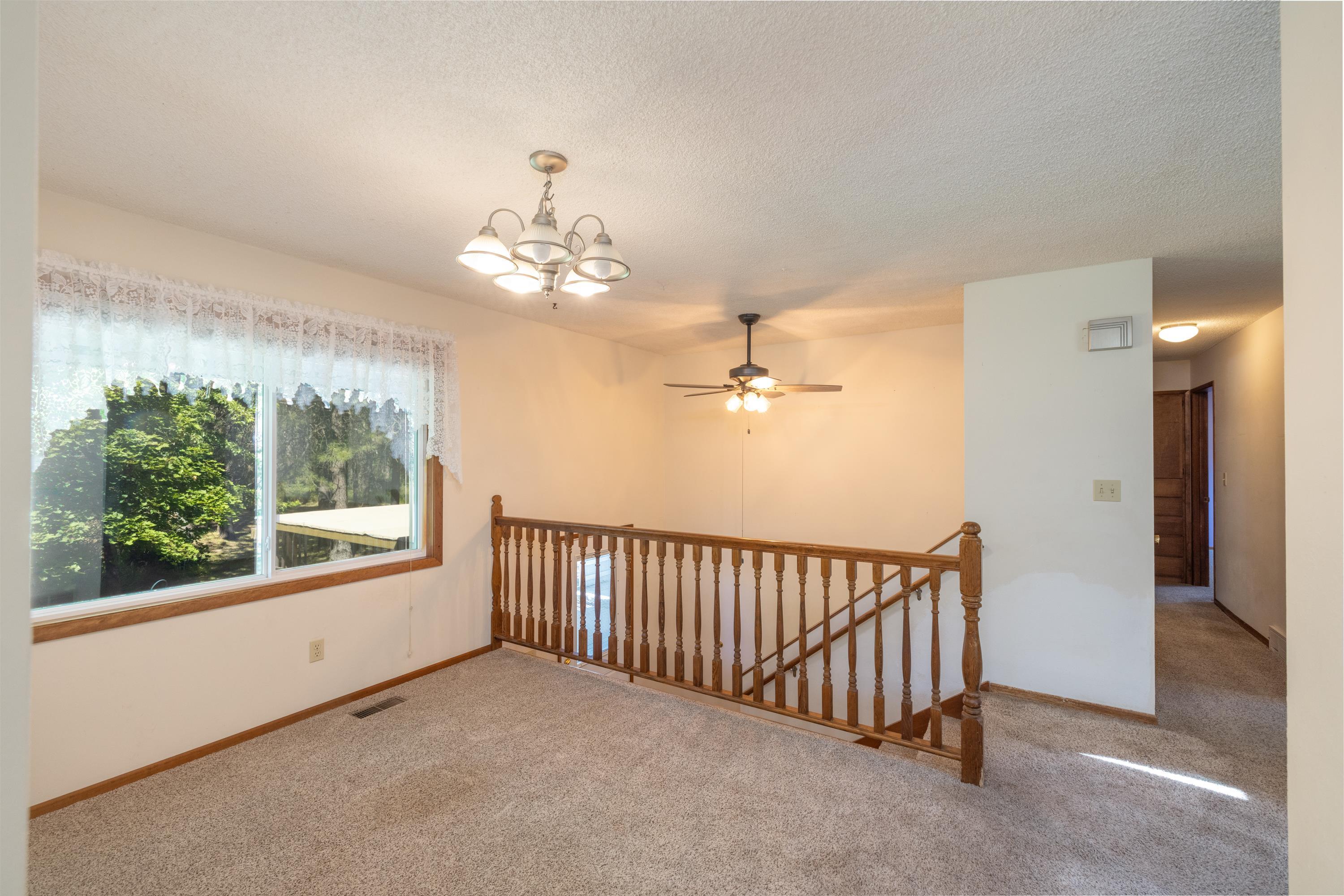 7608 S Welcome Rd - Photo 4