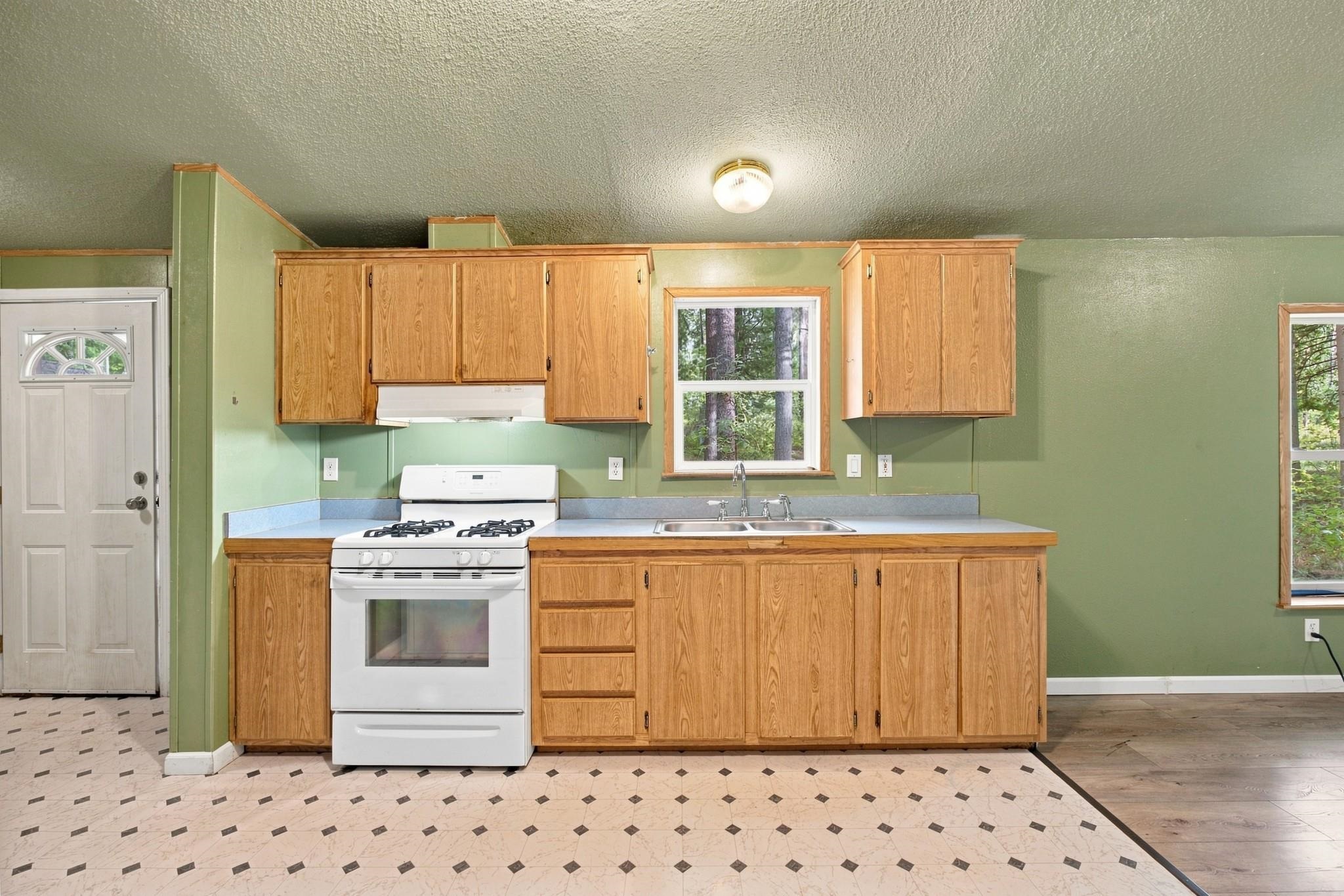 1719 Highway 20 E - Photo 8