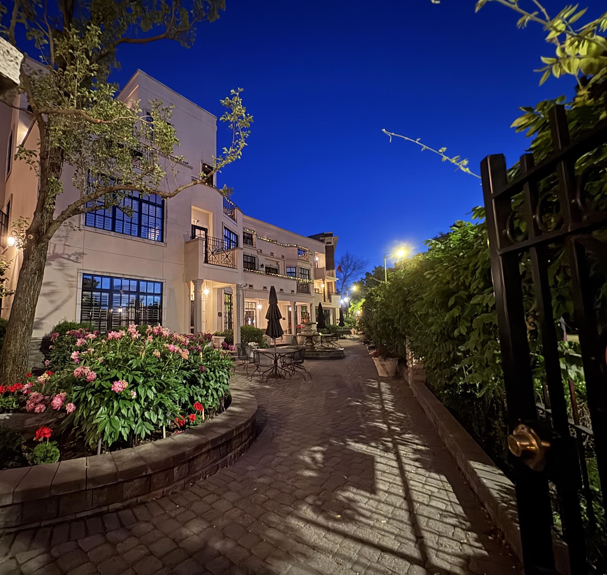 1223 W Riverside Ave - Photo 1