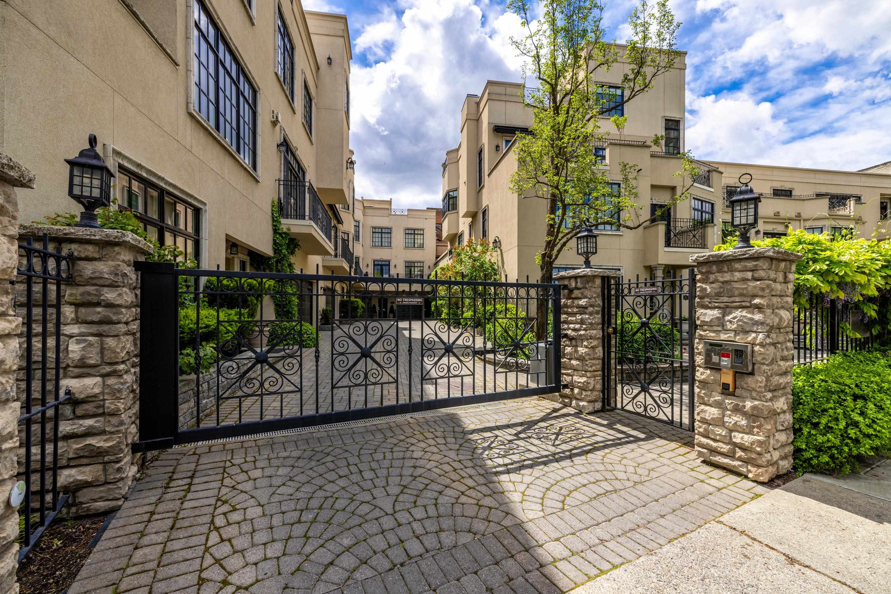1223 W Riverside Ave - Photo 4