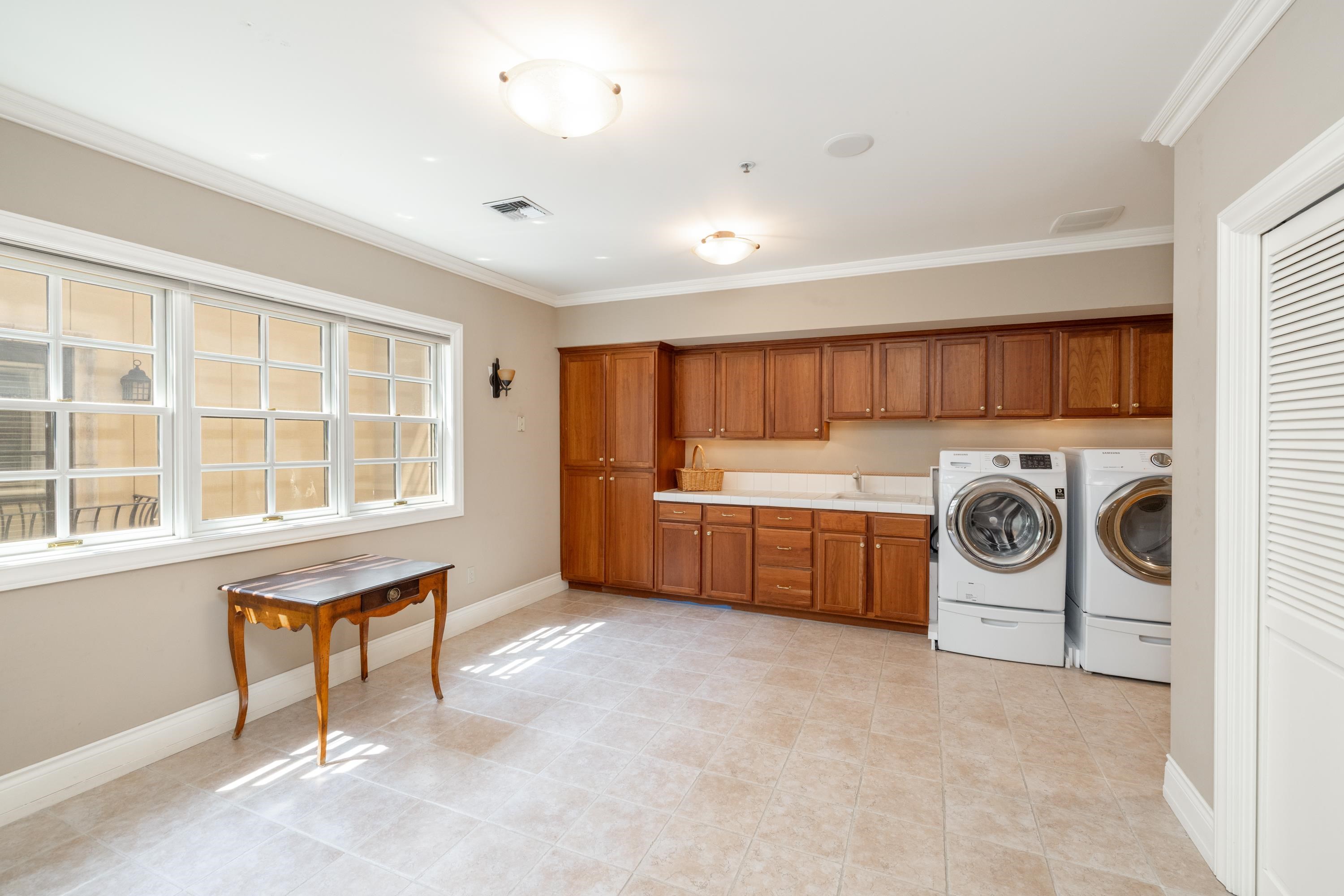 1223 W Riverside Ave - Photo 31