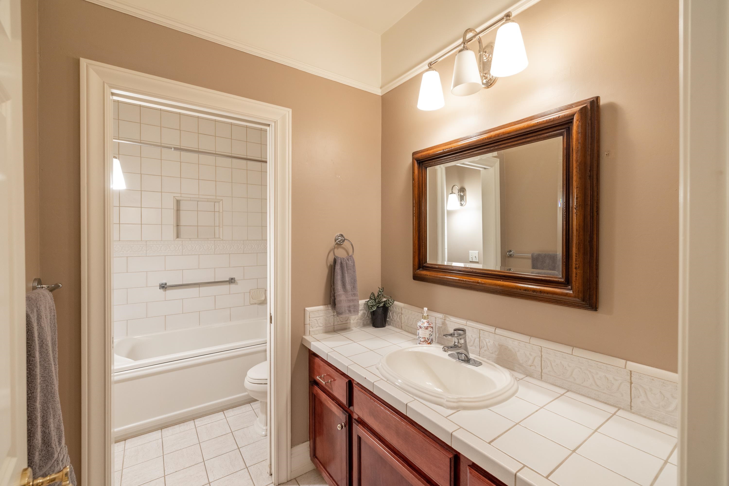 1223 W Riverside Ave - Photo 33