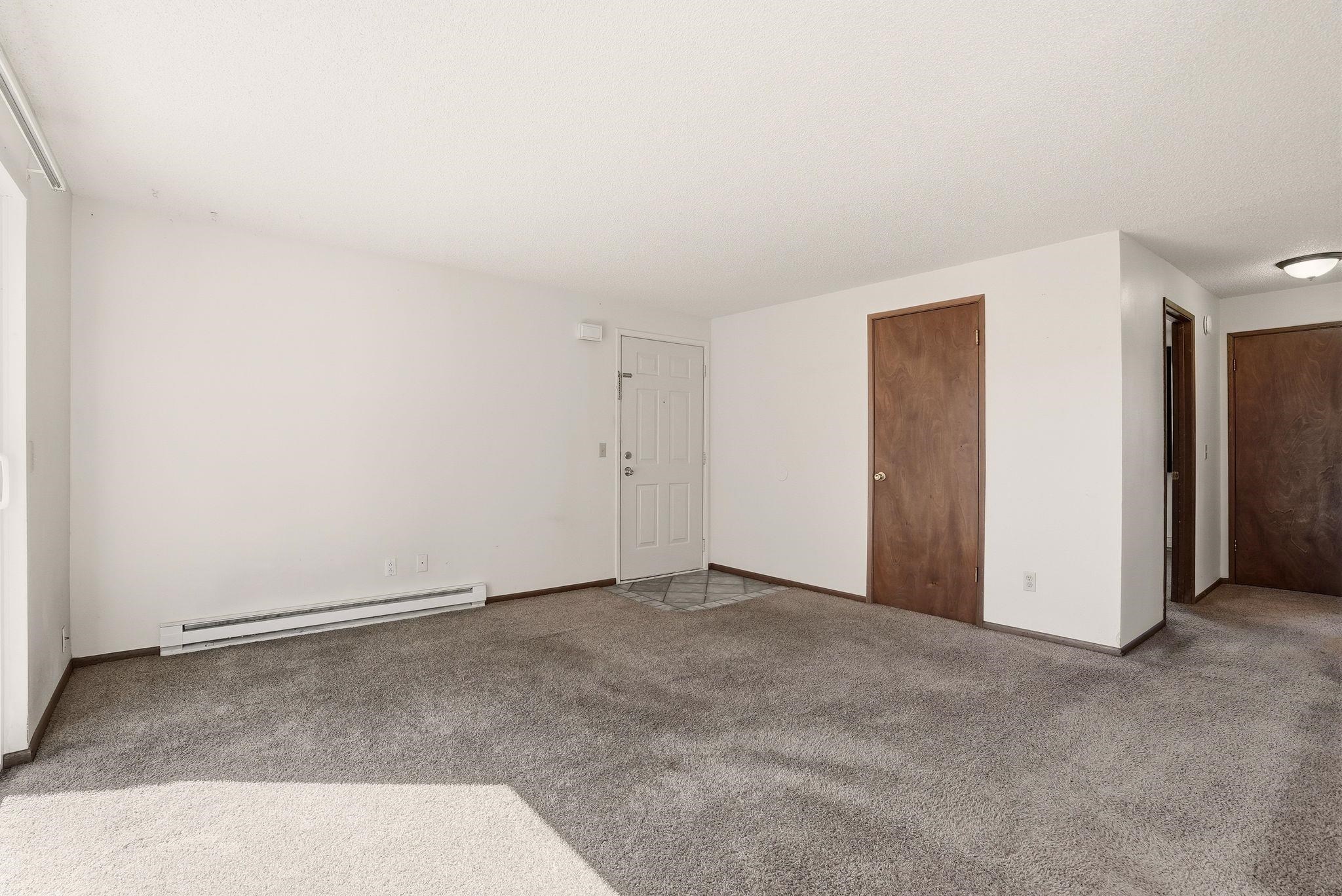 13208 E Skyview Ave - Photo 9