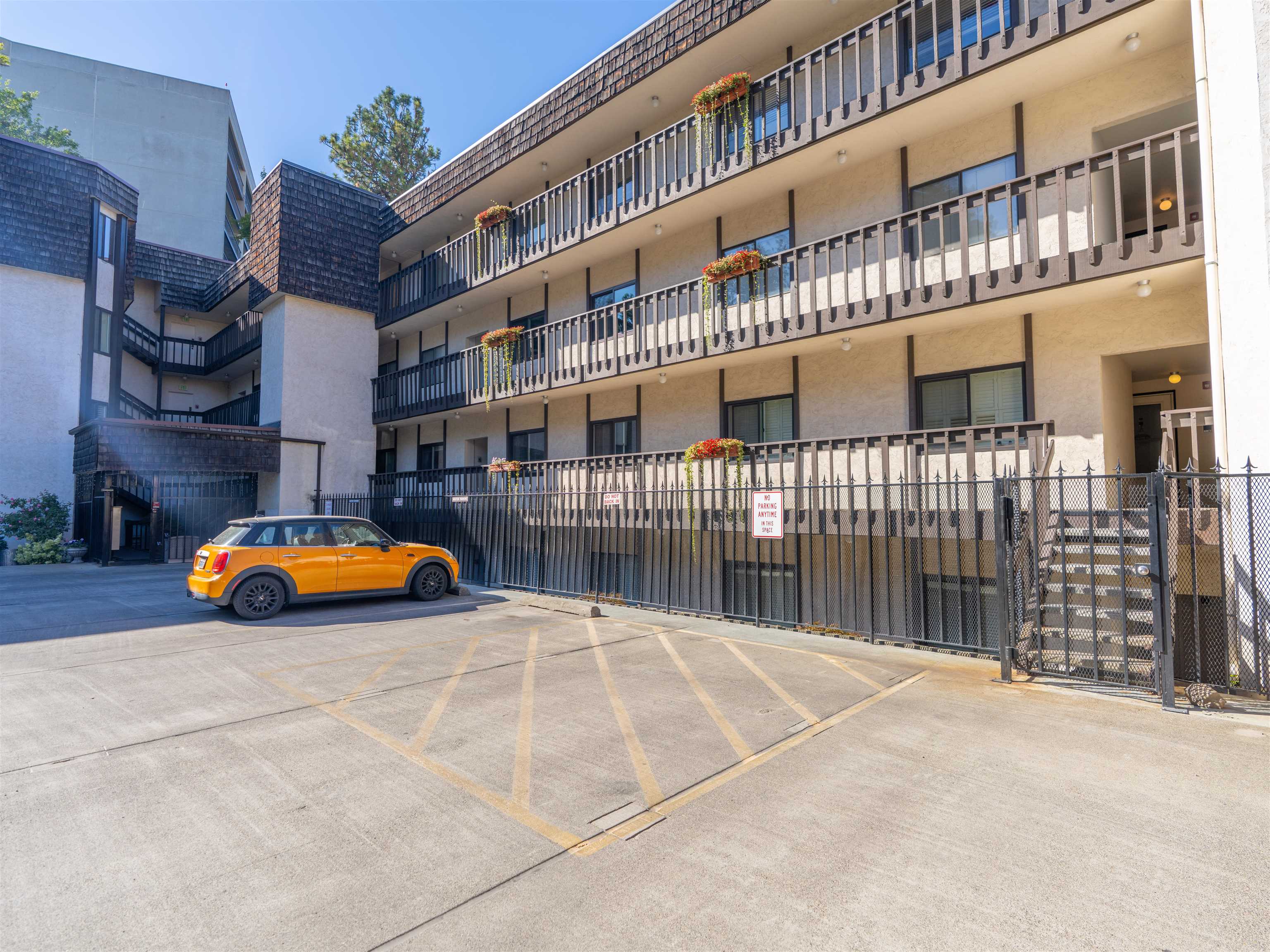 620 W 7th Ave - Photo 27